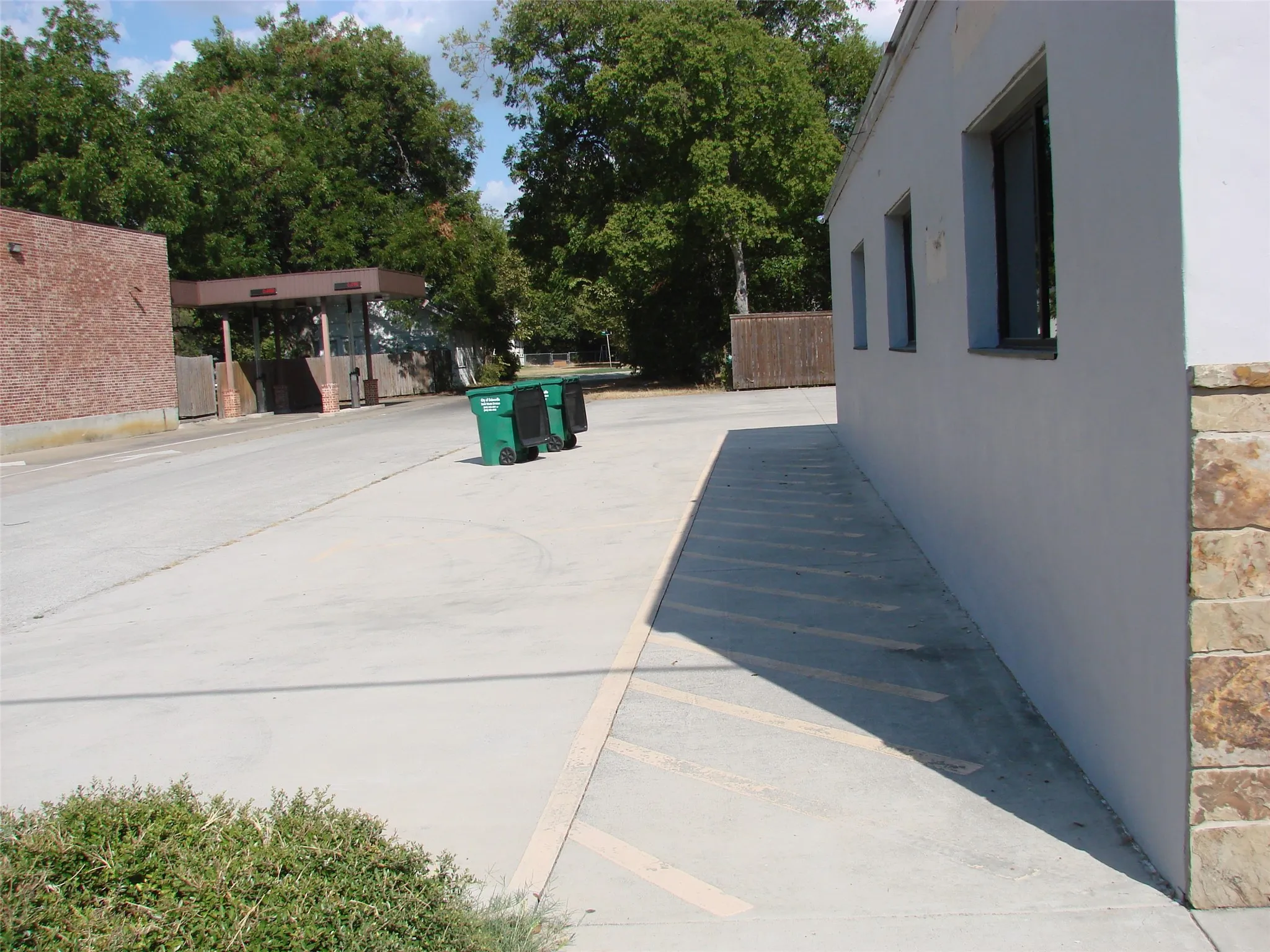 Office For Rent in Cooke County , 336 N Grand Avenue, Gainesville, Texas 76240, 0, 0, Garage spaces, 0 Sqft, built in 1964, mls#21381146, Real Estate Agent in Gainesville, Homes For Rent in Cooke county, Homes For Rent in Gainesville, Realtor in Gainesville Texas, Real Estate Brokerage Independent Realty Texas, Luminita Cordes Realtor