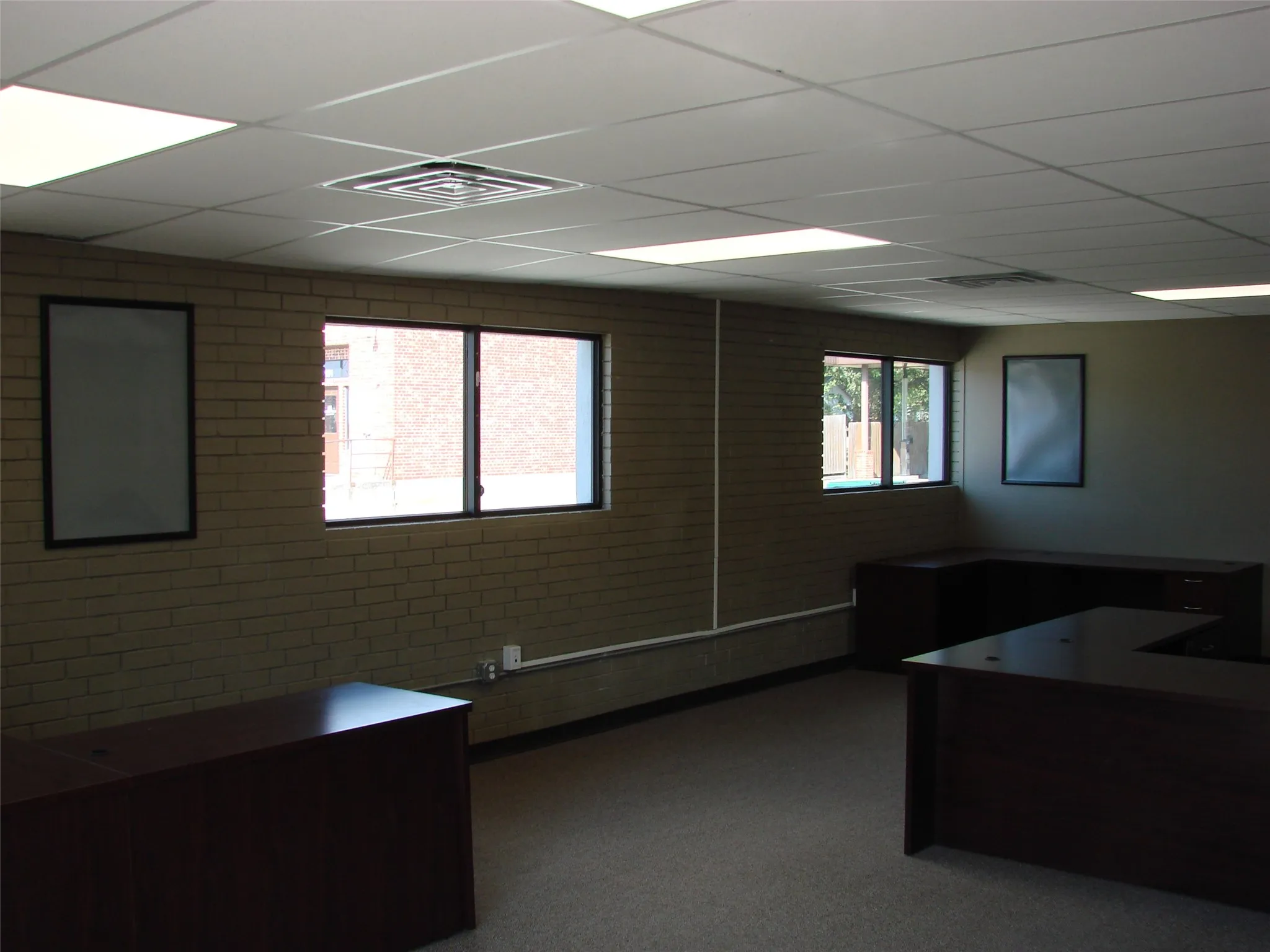 Office For Rent in Cooke County , 336 N Grand Avenue, Gainesville, Texas 76240, 0, 0, Garage spaces, 0 Sqft, built in 1964, mls#21381146, Real Estate Agent in Gainesville, Homes For Rent in Cooke county, Homes For Rent in Gainesville, Realtor in Gainesville Texas, Real Estate Brokerage Independent Realty Texas, Luminita Cordes Realtor