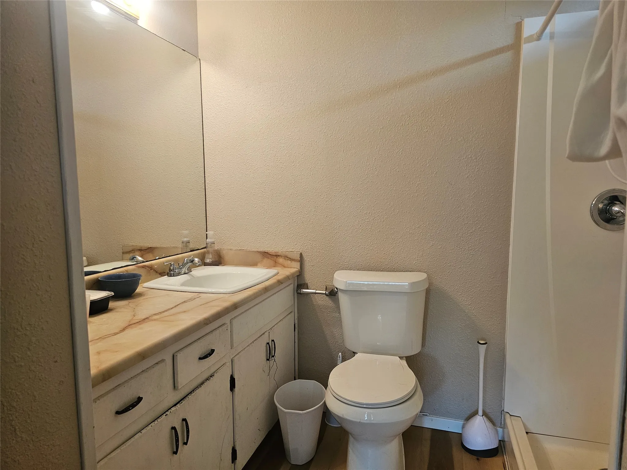 Single Family Residence For Sale in Coleman County , 1300 Bailey Street, Coleman, Texas 76834, 3 Bedroom, 2 Bathroom, Garage spaces, 1,431 Sqft, built in 0, mls#21381306, Real Estate Agent in Coleman, Homes For Sale in Coleman county, Homes For Sale in Coleman, Realtor in Coleman Texas, Real Estate Brokerage Independent Realty Texas, Luminita Cordes Realtor