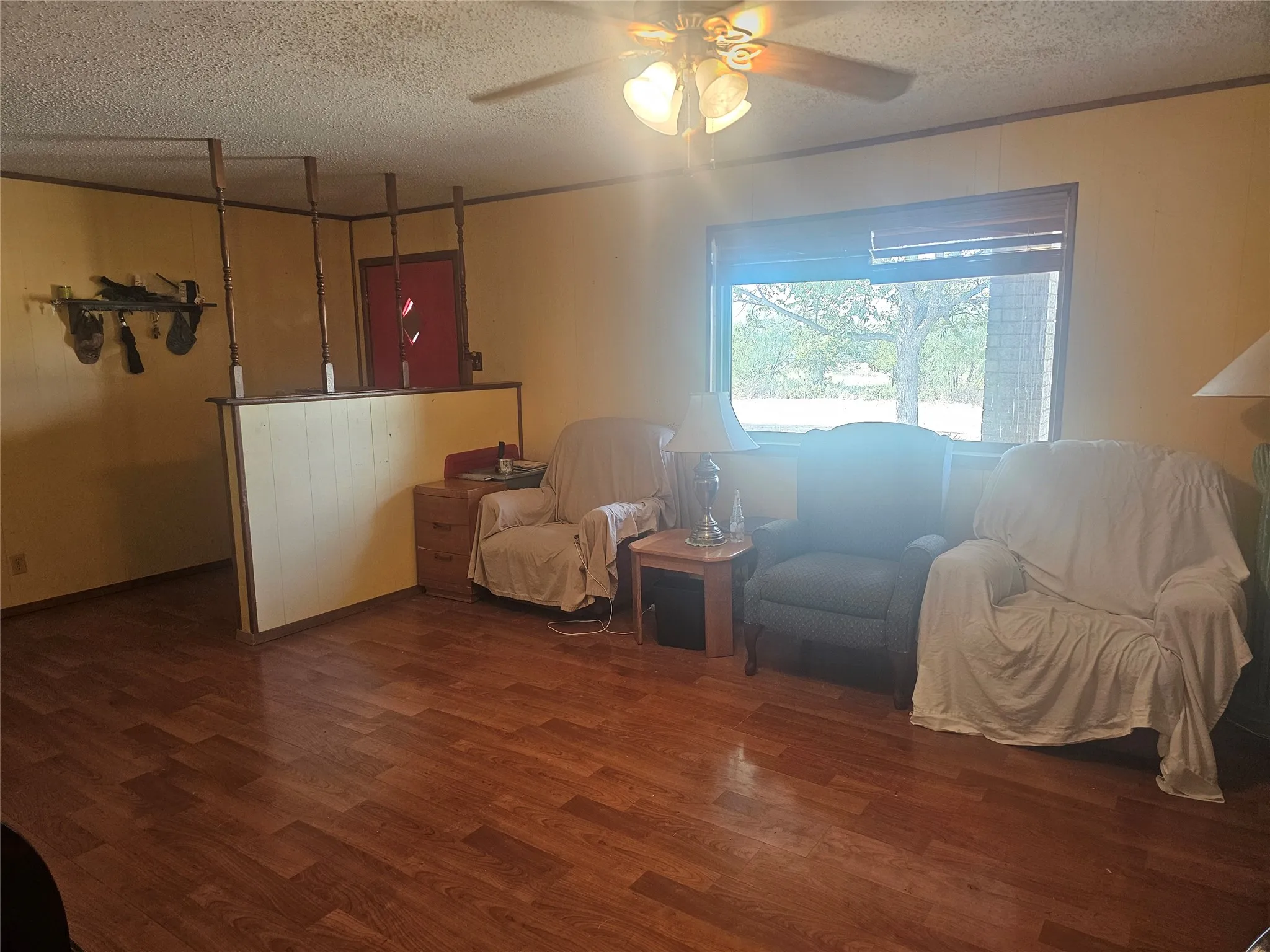 Single Family Residence For Sale in Coleman County , 1300 Bailey Street, Coleman, Texas 76834, 3 Bedroom, 2 Bathroom, Garage spaces, 1,431 Sqft, built in 0, mls#21381306, Real Estate Agent in Coleman, Homes For Sale in Coleman county, Homes For Sale in Coleman, Realtor in Coleman Texas, Real Estate Brokerage Independent Realty Texas, Luminita Cordes Realtor
