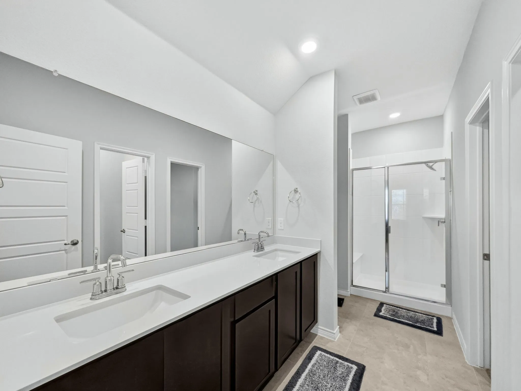 Single Family Residence For Sale in Denton County , 9824 Tin Star Street, Aubrey, Texas 76227, 4 Bedroom, 2 Bathroom, 2 Garage spaces, 2,038 Sqft, built in 2024, mls#21374480, Real Estate Agent in Aubrey, Homes For Sale in Denton county, Homes For Sale in Aubrey, Realtor in Aubrey Texas, Real Estate Brokerage Independent Realty Texas, Luminita Cordes Realtor
