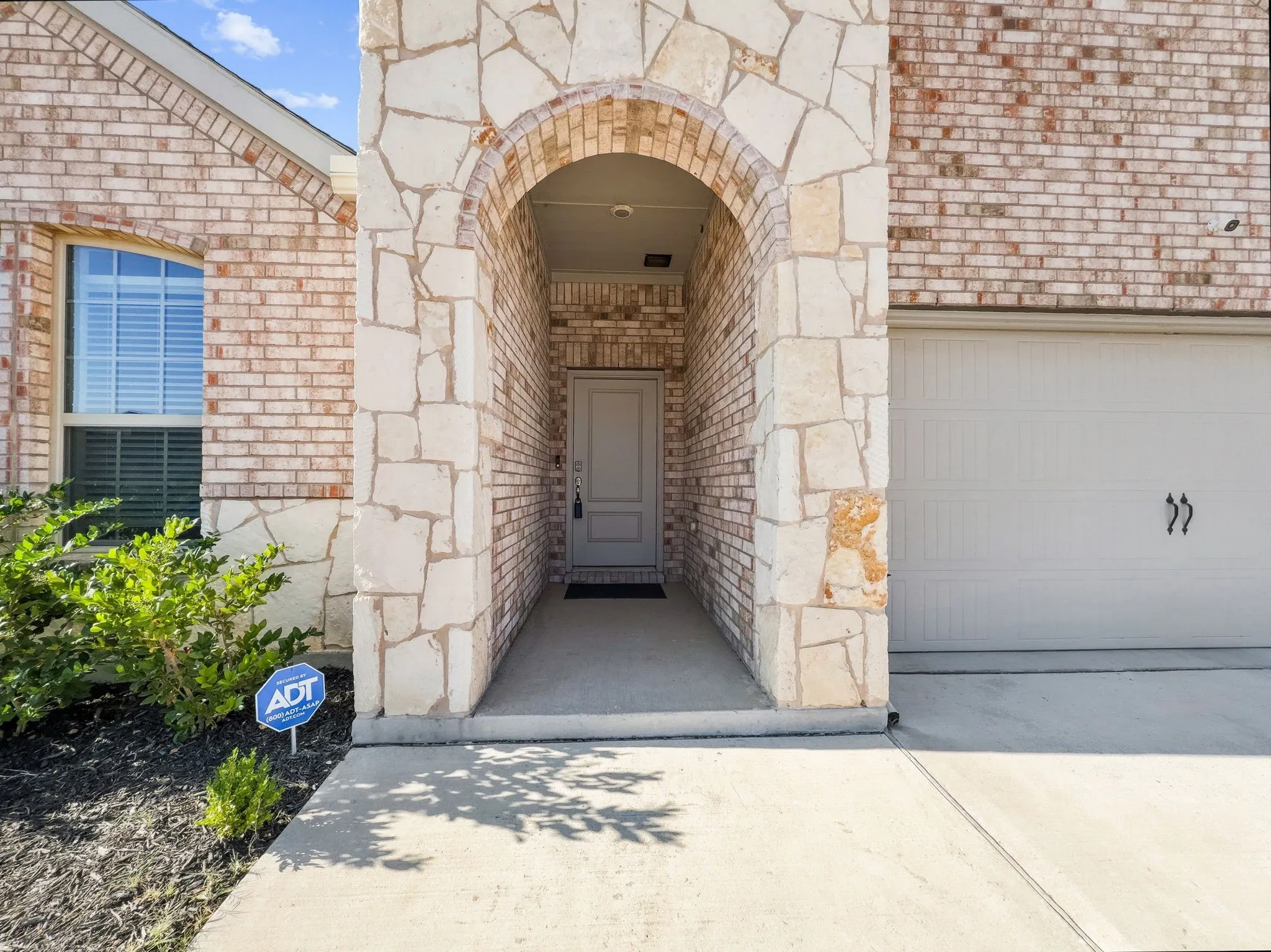 Single Family Residence For Sale in Denton County , 9824 Tin Star Street, Aubrey, Texas 76227, 4 Bedroom, 2 Bathroom, 2 Garage spaces, 2,038 Sqft, built in 2024, mls#21374480, Real Estate Agent in Aubrey, Homes For Sale in Denton county, Homes For Sale in Aubrey, Realtor in Aubrey Texas, Real Estate Brokerage Independent Realty Texas, Luminita Cordes Realtor
