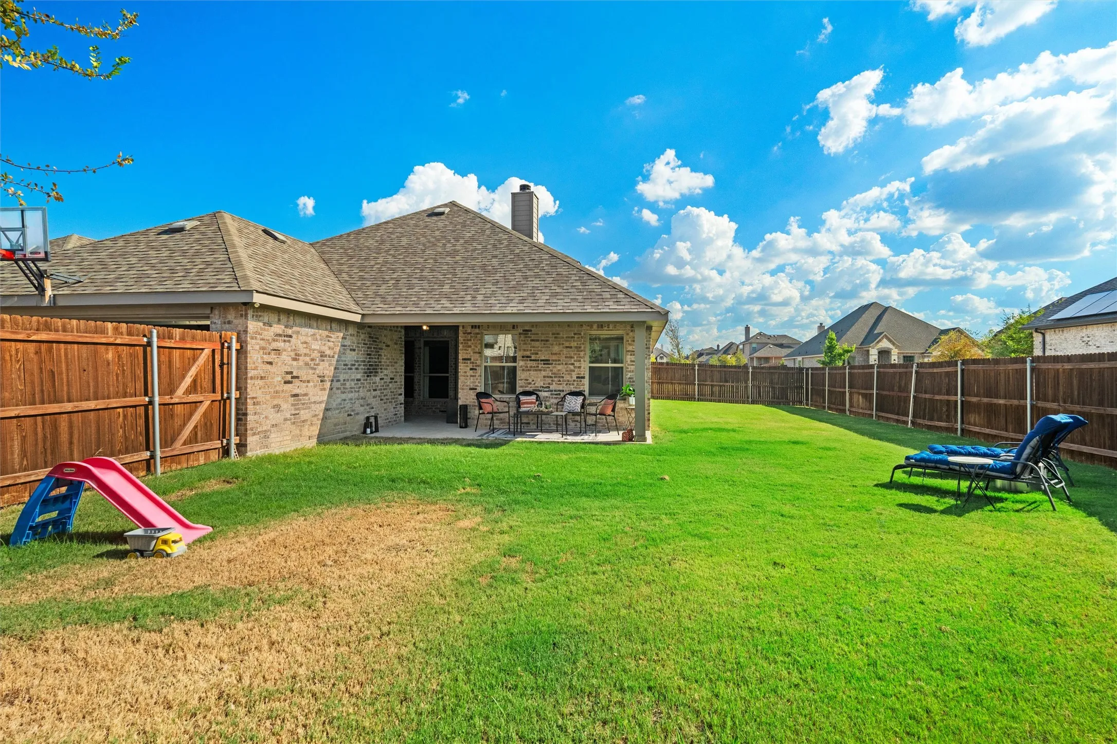 Single Family Residence For Sale in Ellis County , 461 Washington Avenue, Waxahachie, Texas 75165, 4 Bedroom, 3 Bathroom, 2 Garage spaces, 2,341 Sqft, built in 2022, mls#21378651, Real Estate Agent in Waxahachie, Homes For Sale in Ellis county, Homes For Sale in Waxahachie, Realtor in Waxahachie Texas, Real Estate Brokerage Independent Realty Texas, Luminita Cordes Realtor