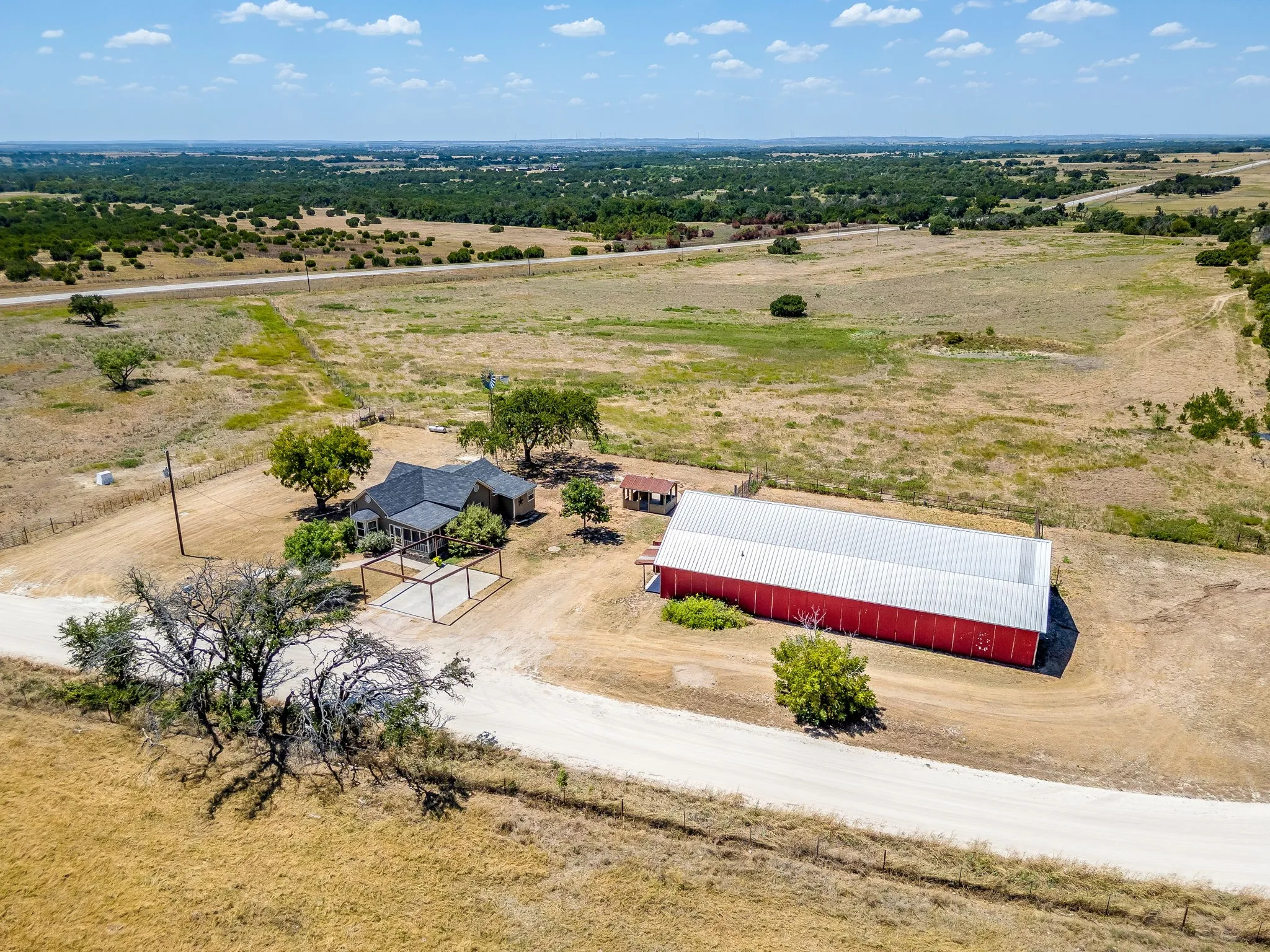 Single Family Residence For Sale in Hamilton County , 155 County Road 525, Evant, Texas 76525, 2 Bedroom, 2 Bathroom, Garage spaces, 1,310 Sqft, built in 1940, mls#21381169, Real Estate Agent in Evant, Homes For Sale in Hamilton county, Homes For Sale in Evant, Realtor in Evant Texas, Real Estate Brokerage Independent Realty Texas, Luminita Cordes Realtor