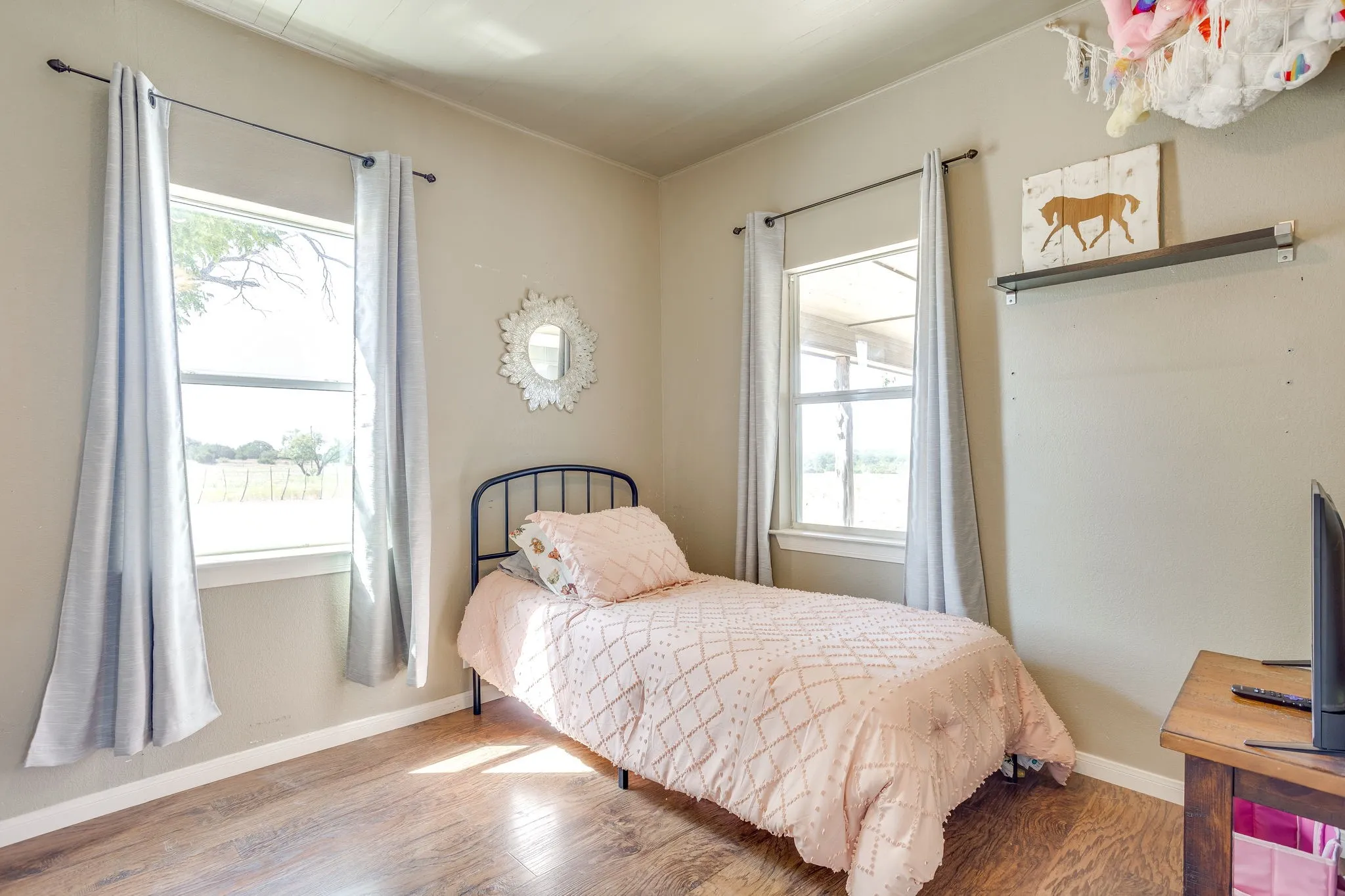Single Family Residence For Sale in Hamilton County , 155 County Road 525, Evant, Texas 76525, 2 Bedroom, 2 Bathroom, Garage spaces, 1,310 Sqft, built in 1940, mls#21381169, Real Estate Agent in Evant, Homes For Sale in Hamilton county, Homes For Sale in Evant, Realtor in Evant Texas, Real Estate Brokerage Independent Realty Texas, Luminita Cordes Realtor