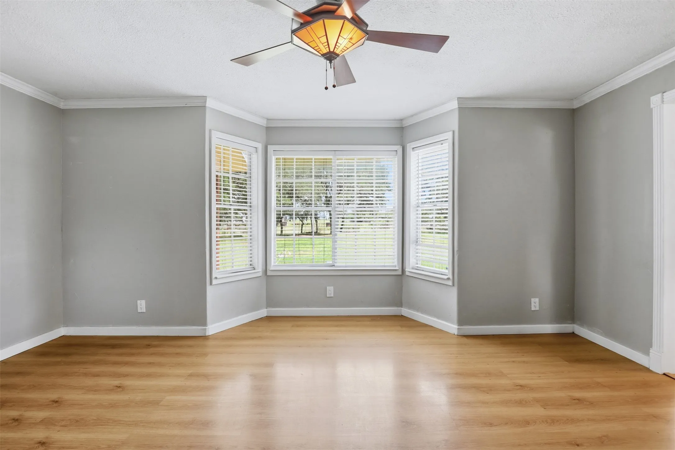 Single Family Residence For Sale in Parker County , 4298 Knob Road, Springtown, Texas 76082, 3 Bedroom, 2 Bathroom, 2 Garage spaces, 2,203 Sqft, built in 1976, mls#21380613, Real Estate Agent in Springtown, Homes For Sale in Parker county, Homes For Sale in Springtown, Realtor in Springtown Texas, Real Estate Brokerage Independent Realty Texas, Luminita Cordes Realtor