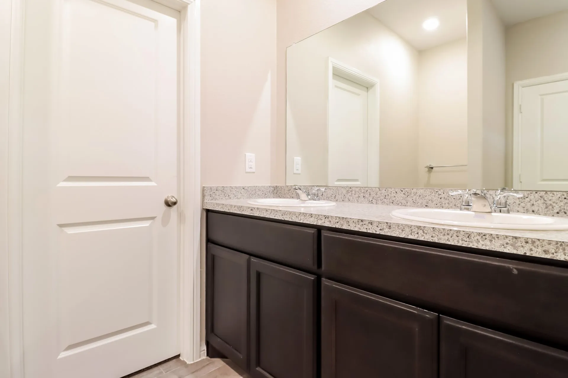 Single Family Residence For Rent in Tarrant County , 4624 Corktree Lane, Fort Worth, Texas 76036, 4 Bedroom, 2 Bathroom, 2 Garage spaces, 1,620 Sqft, built in 2020, mls#21381323, Real Estate Agent in Fort Worth, Homes For Rent in Tarrant county, Homes For Rent in Fort Worth, Realtor in Fort Worth Texas, Real Estate Brokerage Independent Realty Texas, Luminita Cordes Realtor