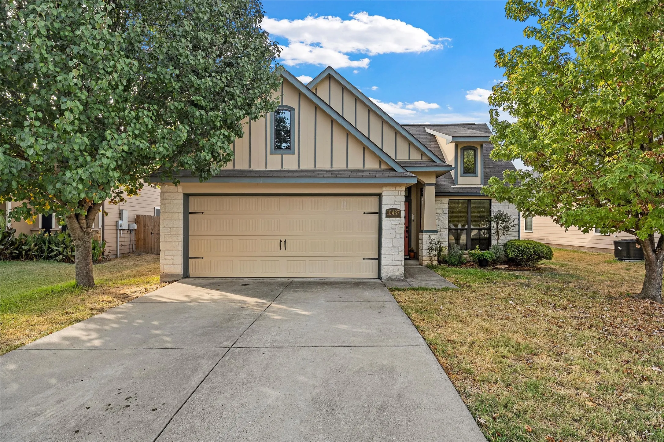 Single Family Residence For Sale in Mc Lennan County , 10437 Condor Loop, Waco, Texas 76708, 3 Bedroom, 2 Bathroom, 2 Garage spaces, 1,447 Sqft, built in 2011, mls#21378922, Real Estate Agent in Waco, Homes For Sale in Mc Lennan county, Homes For Sale in Waco, Realtor in Waco Texas, Real Estate Brokerage Independent Realty Texas, Luminita Cordes Realtor