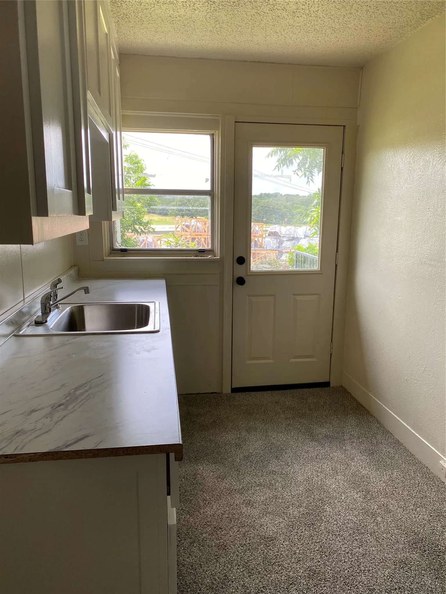 Duplex For Rent in Tarrant County , 200 Marquette Avenue, Azle, Texas 76020, 2 Bedroom, 1 Bathroom, Garage spaces, 24 Sqft, built in 0, mls#21381195, Real Estate Agent in Azle, Homes For Rent in Tarrant county, Homes For Rent in Azle, Realtor in Azle Texas, Real Estate Brokerage Independent Realty Texas, Luminita Cordes Realtor