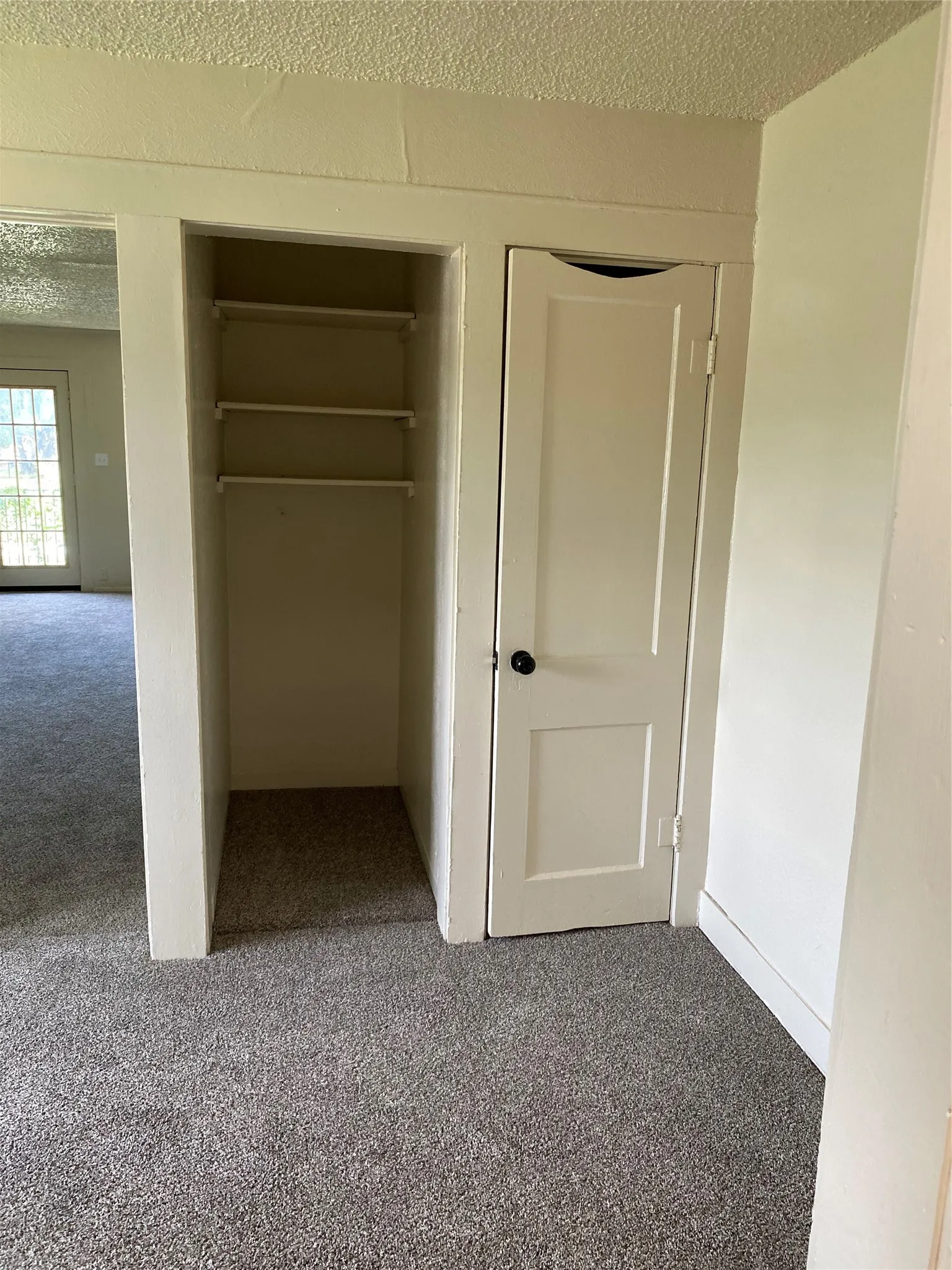 Duplex For Rent in Tarrant County , 200 Marquette Avenue, Azle, Texas 76020, 2 Bedroom, 1 Bathroom, Garage spaces, 24 Sqft, built in 0, mls#21381195, Real Estate Agent in Azle, Homes For Rent in Tarrant county, Homes For Rent in Azle, Realtor in Azle Texas, Real Estate Brokerage Independent Realty Texas, Luminita Cordes Realtor