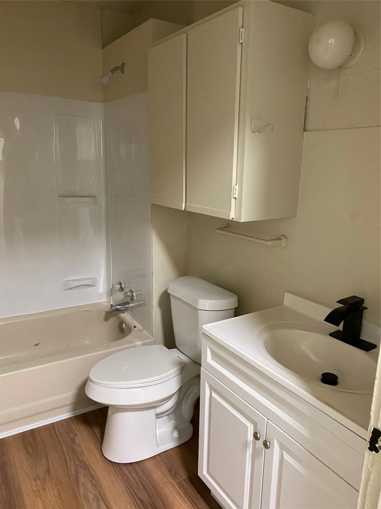 Duplex For Rent in Tarrant County , 200 Marquette Avenue, Azle, Texas 76020, 2 Bedroom, 1 Bathroom, Garage spaces, 24 Sqft, built in 0, mls#21381195, Real Estate Agent in Azle, Homes For Rent in Tarrant county, Homes For Rent in Azle, Realtor in Azle Texas, Real Estate Brokerage Independent Realty Texas, Luminita Cordes Realtor