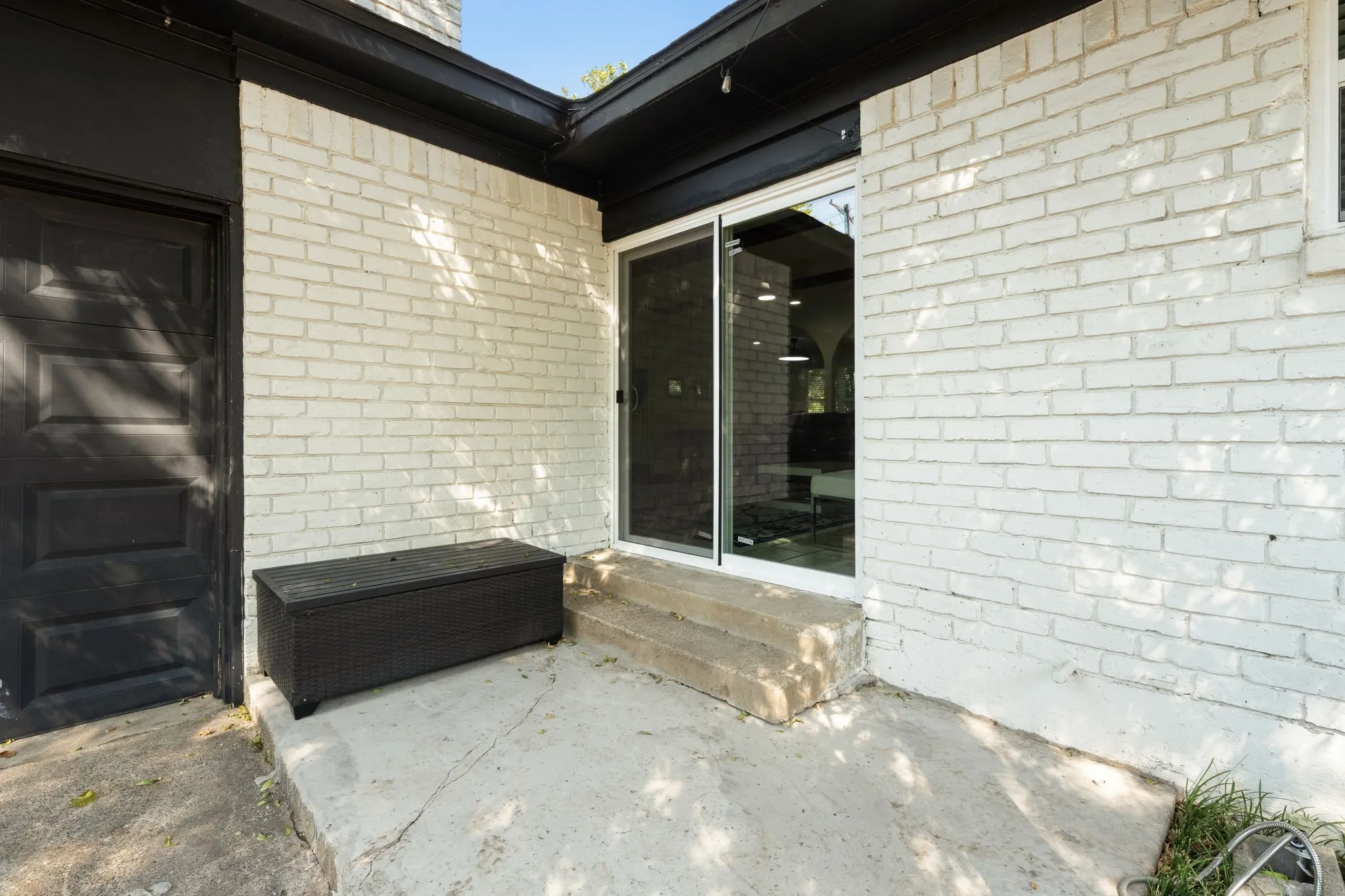 Single Family Residence For Sale in Dallas County , 13640 Purple Sage Road, Dallas, Texas 75240, 3 Bedroom, 2 Bathroom, 2 Garage spaces, 1,608 Sqft, built in 1964, mls#21381324, Real Estate Agent in Dallas, Homes For Sale in Dallas county, Homes For Sale in Dallas, Realtor in Dallas Texas, Real Estate Brokerage Independent Realty Texas, Luminita Cordes Realtor