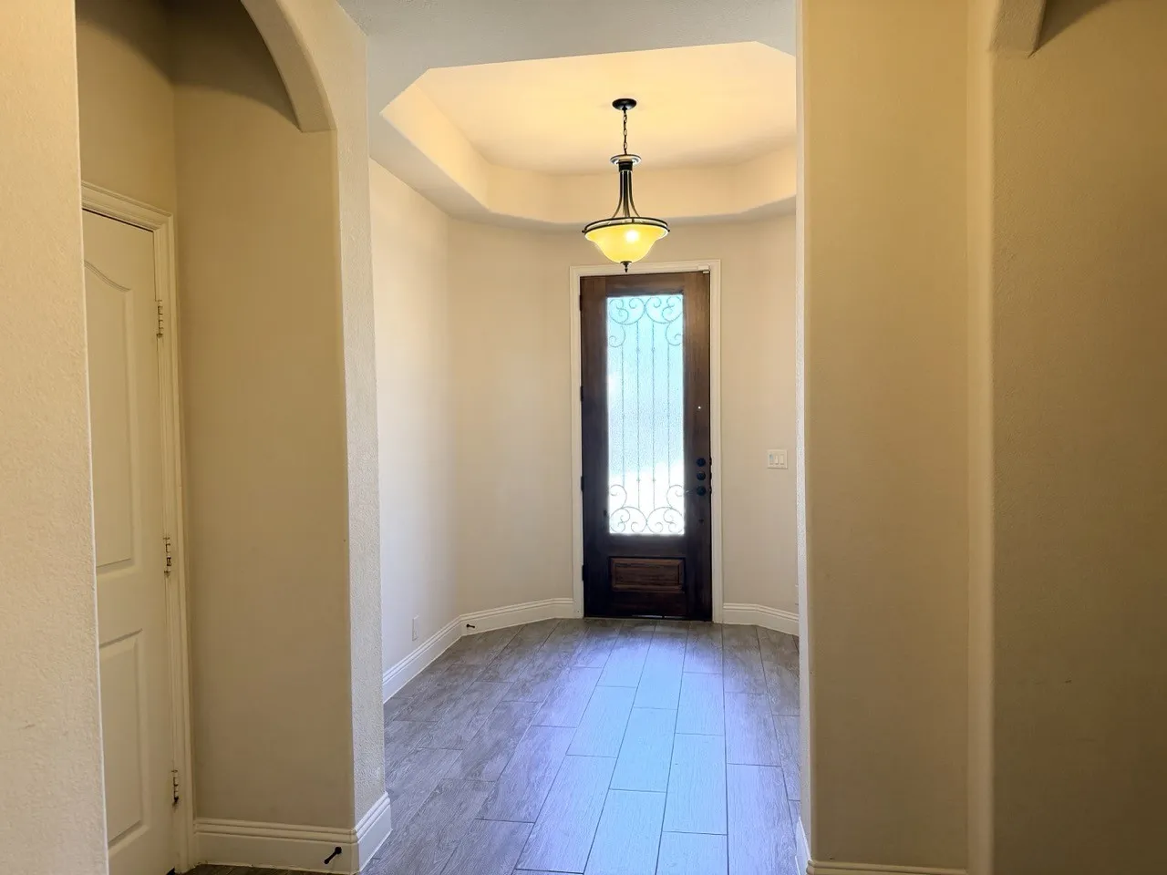 Single Family Residence For Rent in Denton County , 913 Foxglove Drive, Little Elm, Texas 75068, 4 Bedroom, 2 Bathroom, 2 Garage spaces, 2,240 Sqft, built in 2015, mls#21381333, Real Estate Agent in Little Elm, Homes For Rent in Denton county, Homes For Rent in Little Elm, Realtor in Little Elm Texas, Real Estate Brokerage Independent Realty Texas, Luminita Cordes Realtor