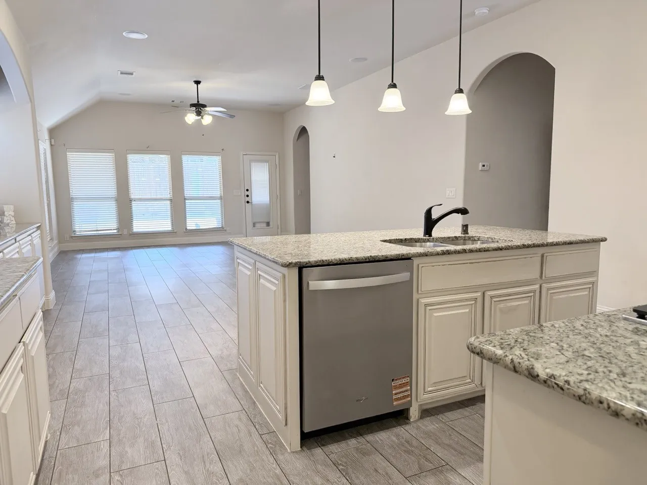 Single Family Residence For Rent in Denton County , 913 Foxglove Drive, Little Elm, Texas 75068, 4 Bedroom, 2 Bathroom, 2 Garage spaces, 2,240 Sqft, built in 2015, mls#21381333, Real Estate Agent in Little Elm, Homes For Rent in Denton county, Homes For Rent in Little Elm, Realtor in Little Elm Texas, Real Estate Brokerage Independent Realty Texas, Luminita Cordes Realtor