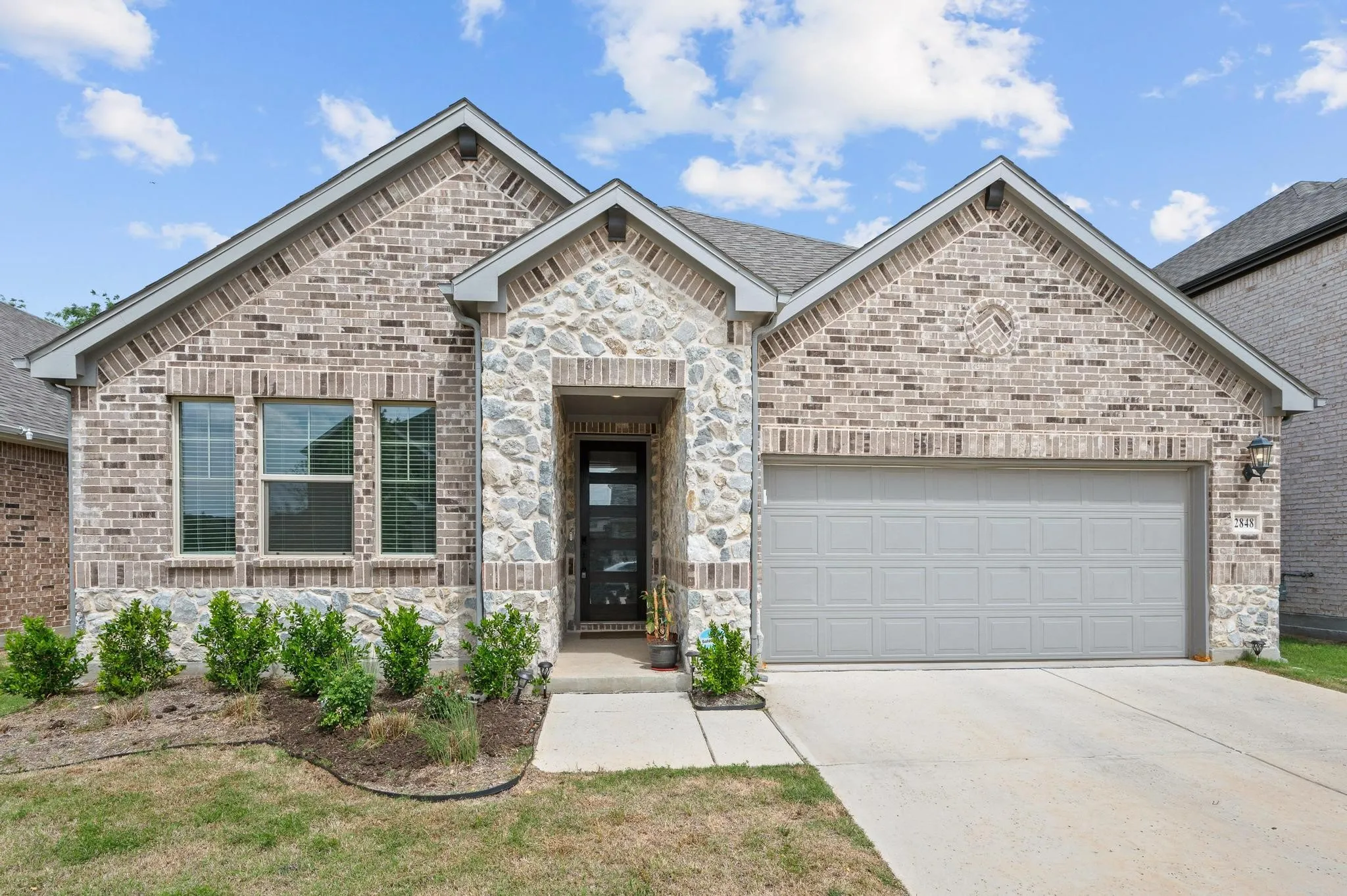 Single Family Residence For Rent in Denton County , 2848 Acadia Drive, Corinth, Texas 76210, 4 Bedroom, 3 Bathroom, 2 Garage spaces, 2,283 Sqft, built in 2024, mls#21381320, Real Estate Agent in Corinth, Homes For Rent in Denton county, Homes For Rent in Corinth, Realtor in Corinth Texas, Real Estate Brokerage Independent Realty Texas, Luminita Cordes Realtor
