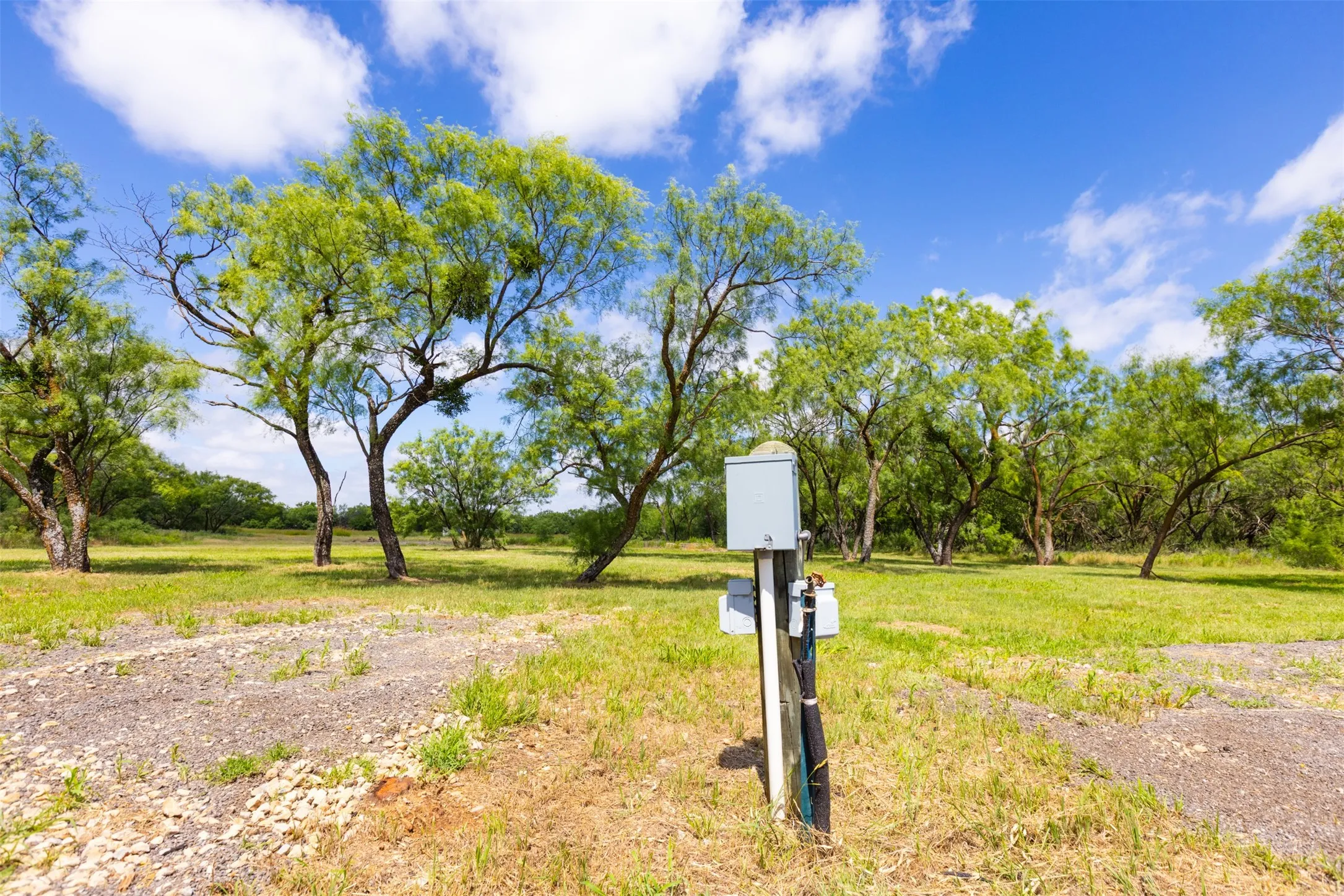 Ranch For Sale in Young County , 911 N Avenue C, Olney, Texas 76374, 0, 0, Garage spaces, 0 Sqft, built in 2004, mls#21381336, Real Estate Agent in Olney, Homes For Sale in Young county, Homes For Sale in Olney, Realtor in Olney Texas, Real Estate Brokerage Independent Realty Texas, Luminita Cordes Realtor