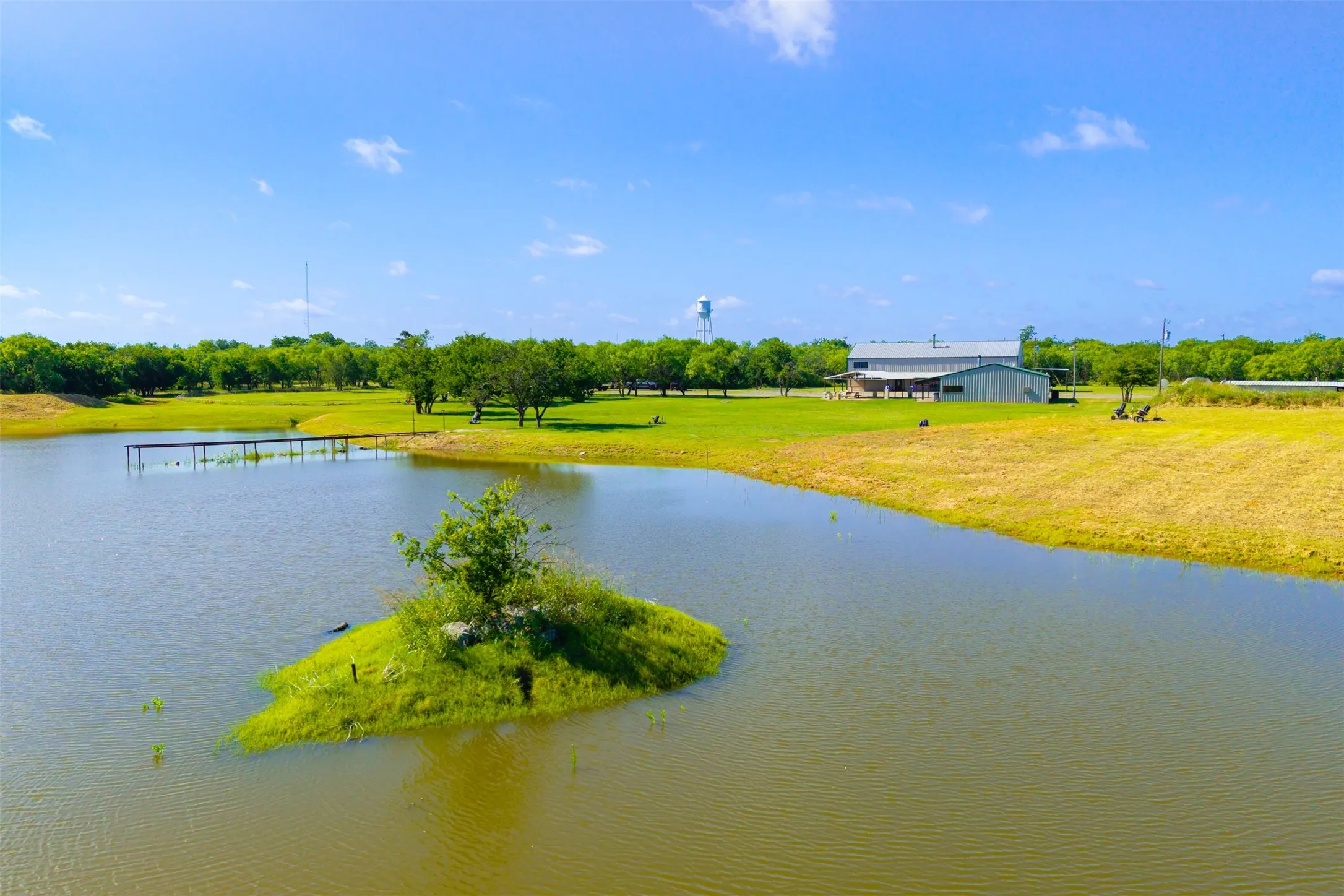 Ranch For Sale in Young County , 911 N Avenue C, Olney, Texas 76374, 0, 0, Garage spaces, 0 Sqft, built in 2004, mls#21381336, Real Estate Agent in Olney, Homes For Sale in Young county, Homes For Sale in Olney, Realtor in Olney Texas, Real Estate Brokerage Independent Realty Texas, Luminita Cordes Realtor
