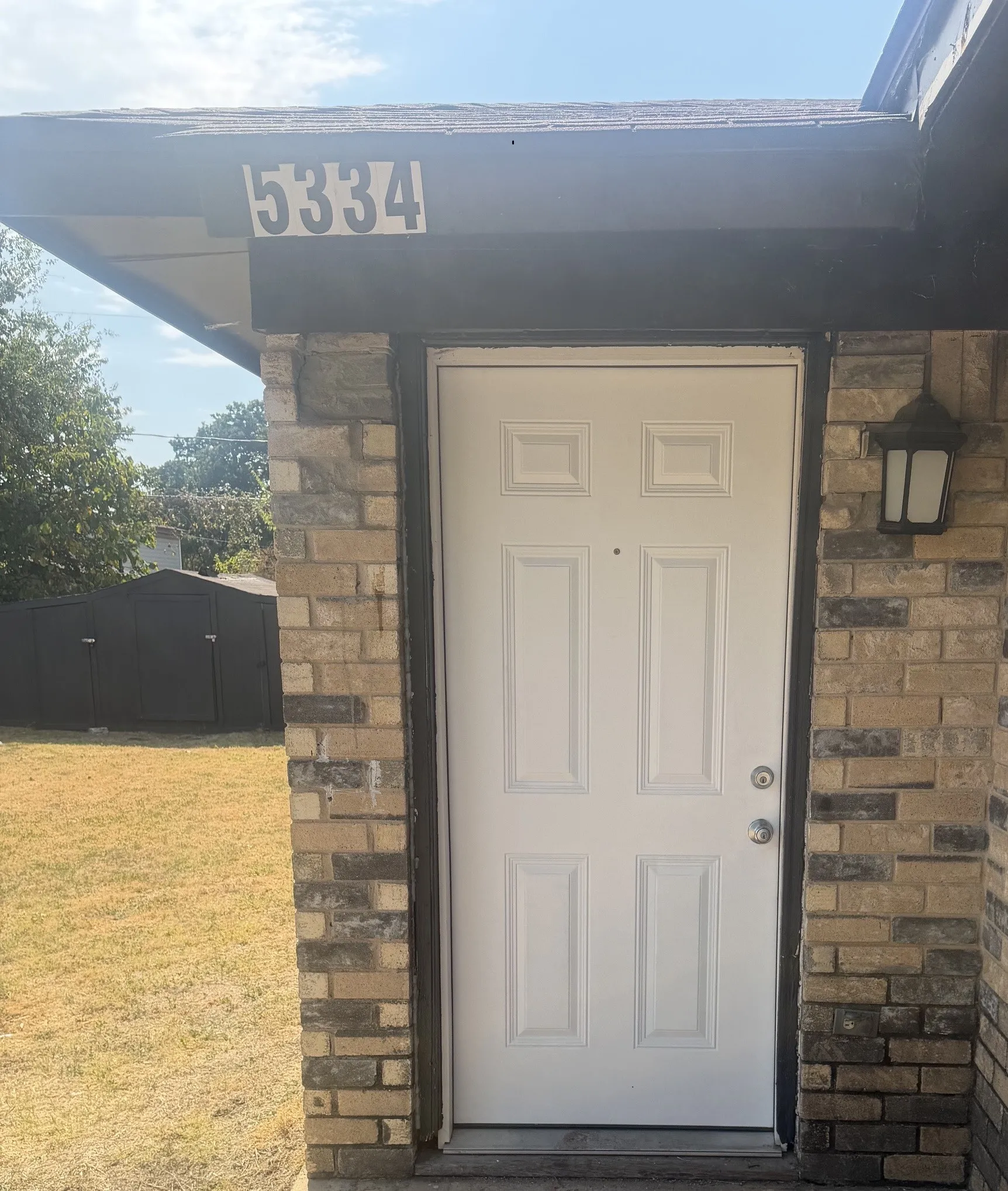 Duplex For Rent in Tarrant County , 5334 Flamingo Road, Fort Worth, Texas 76119, 2 Bedroom, 1 Bathroom, Garage spaces, 720 Sqft, built in 1984, mls#21381348, Real Estate Agent in Fort Worth, Homes For Rent in Tarrant county, Homes For Rent in Fort Worth, Realtor in Fort Worth Texas, Real Estate Brokerage Independent Realty Texas, Luminita Cordes Realtor