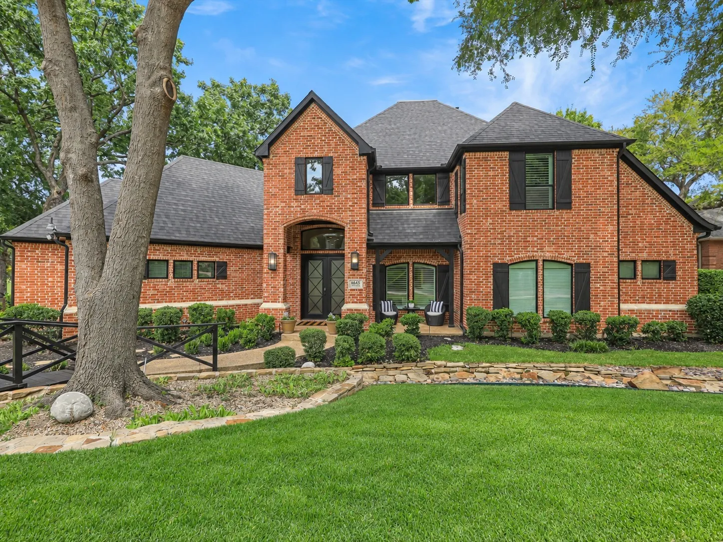 Single Family Residence For Sale in Denton County , 6645 Castle Pines Drive, Plano, Texas 75093, 4 Bedroom, 4 Bathroom, 3 Garage spaces, 3,733 Sqft, built in 1997, mls#21359232, Real Estate Agent in Plano, Homes For Sale in Denton county, Homes For Sale in Plano, Realtor in Plano Texas, Real Estate Brokerage Independent Realty Texas, Luminita Cordes Realtor
