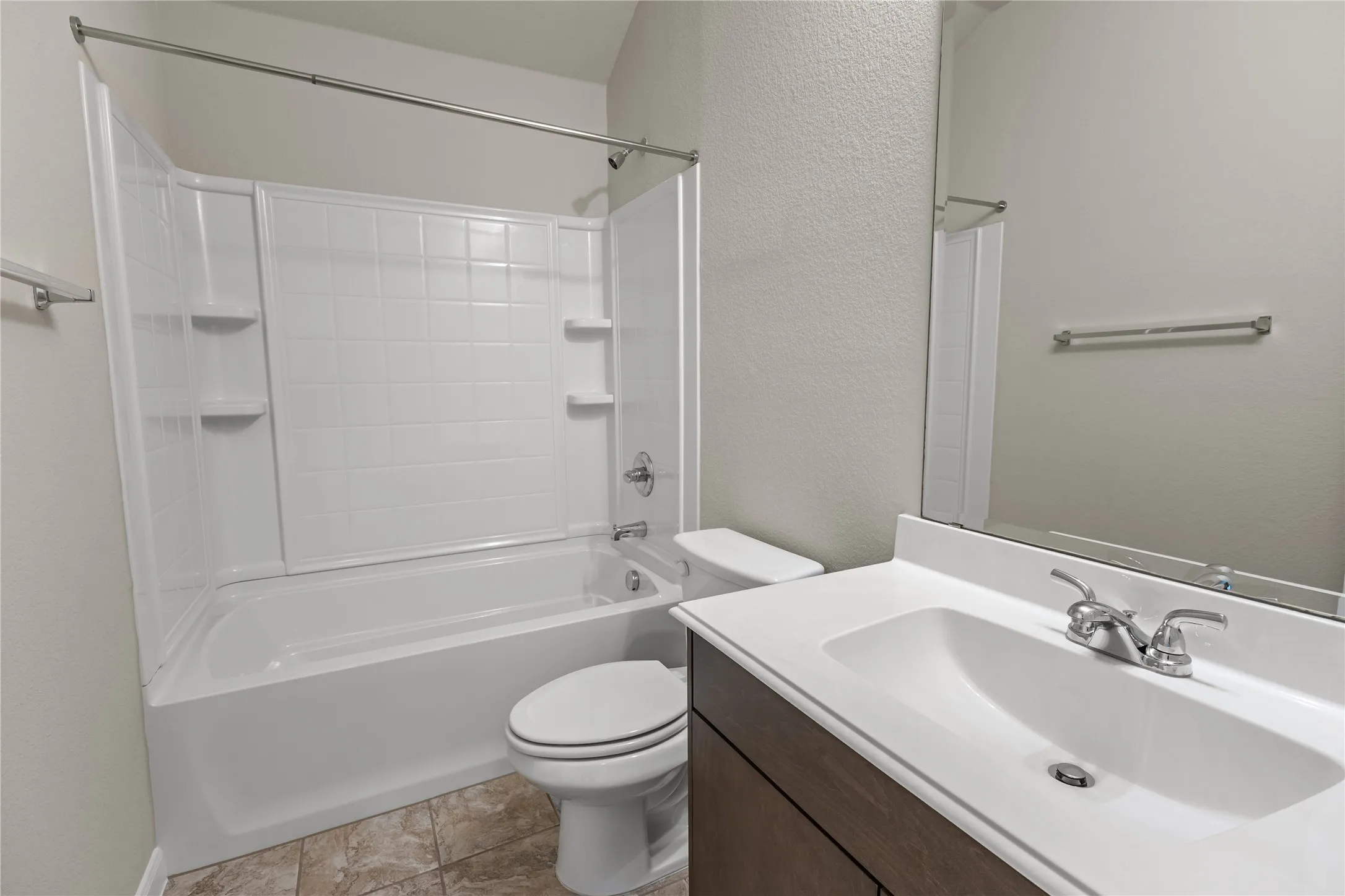 Single Family Residence For Rent in Tarrant County , 801 Oriel Circle, Fort Worth, Texas 76036, 5 Bedroom, 4 Bathroom, 2 Garage spaces, 3,070 Sqft, built in 2017, mls#21381356, Real Estate Agent in Fort Worth, Homes For Rent in Tarrant county, Homes For Rent in Fort Worth, Realtor in Fort Worth Texas, Real Estate Brokerage Independent Realty Texas, Luminita Cordes Realtor