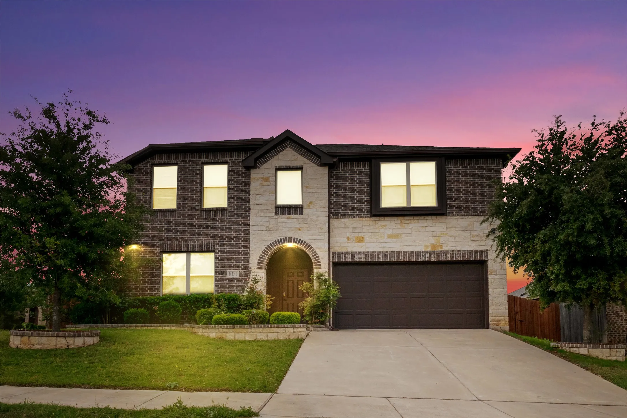 Single Family Residence For Rent in Tarrant County , 801 Oriel Circle, Fort Worth, Texas 76036, 5 Bedroom, 4 Bathroom, 2 Garage spaces, 3,070 Sqft, built in 2017, mls#21381356, Real Estate Agent in Fort Worth, Homes For Rent in Tarrant county, Homes For Rent in Fort Worth, Realtor in Fort Worth Texas, Real Estate Brokerage Independent Realty Texas, Luminita Cordes Realtor