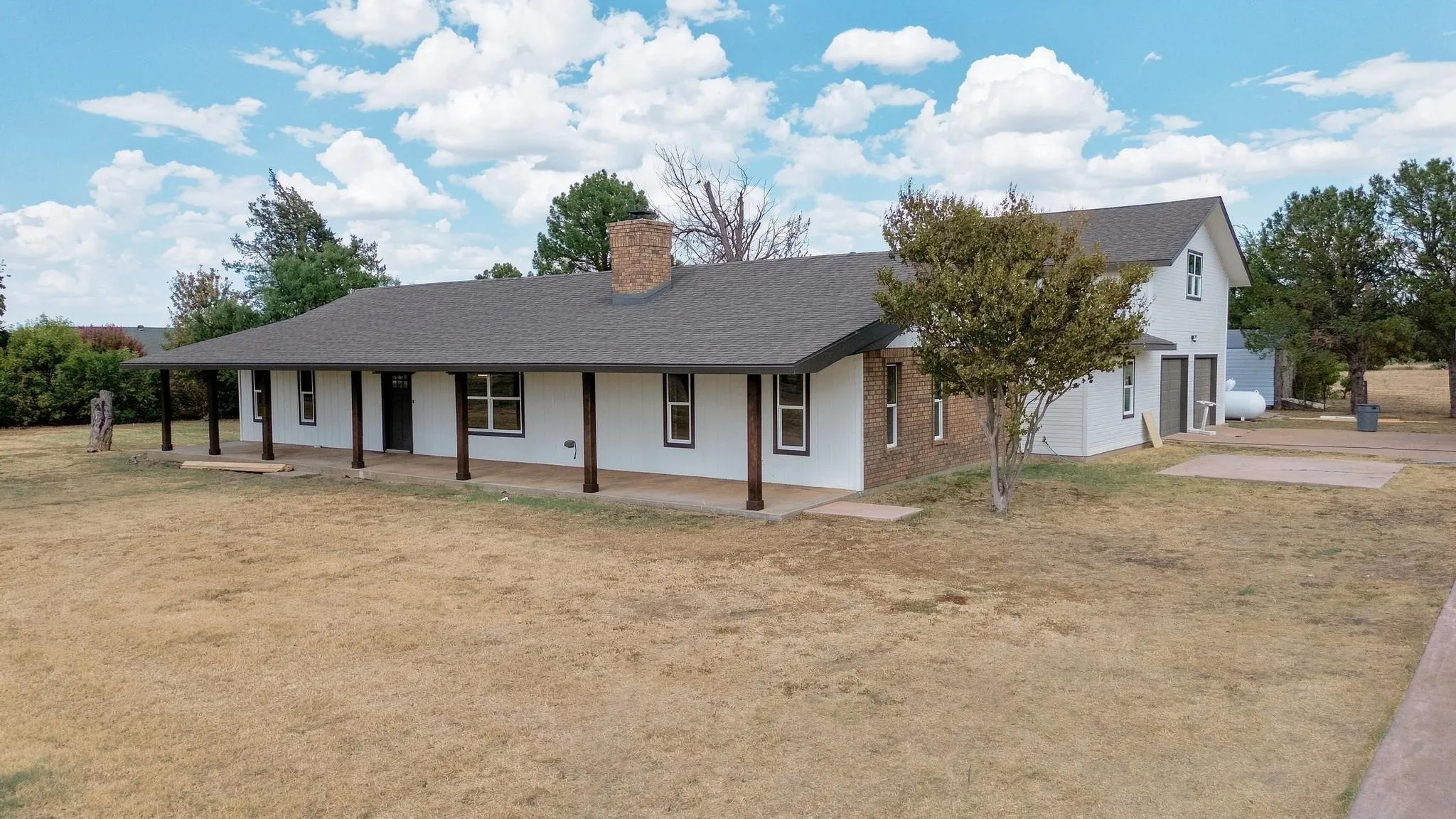 Single Family Residence For Rent in Taylor County , 141 Southfork Drive, Tuscola, Texas 79562, 4 Bedroom, 2 Bathroom, 2 Garage spaces, 2,743 Sqft, built in 1985, mls#21379264, Real Estate Agent in Tuscola, Homes For Rent in Taylor county, Homes For Rent in Tuscola, Realtor in Tuscola Texas, Real Estate Brokerage Independent Realty Texas, Luminita Cordes Realtor