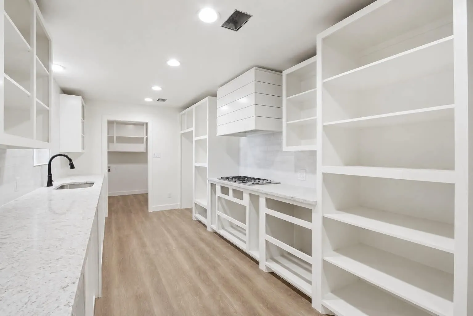 Single Family Residence For Rent in Taylor County , 141 Southfork Drive, Tuscola, Texas 79562, 4 Bedroom, 2 Bathroom, 2 Garage spaces, 2,743 Sqft, built in 1985, mls#21379264, Real Estate Agent in Tuscola, Homes For Rent in Taylor county, Homes For Rent in Tuscola, Realtor in Tuscola Texas, Real Estate Brokerage Independent Realty Texas, Luminita Cordes Realtor