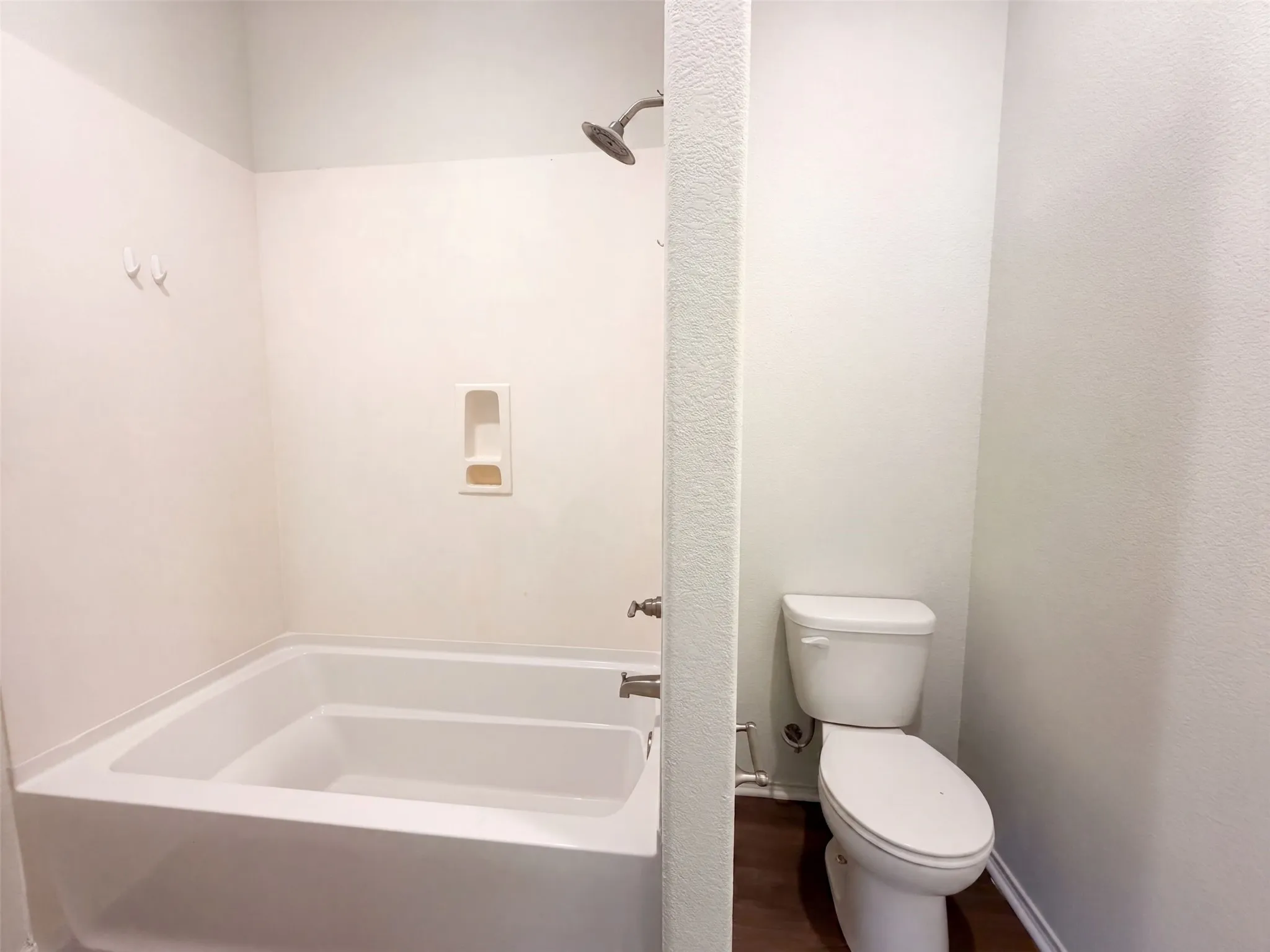 Single Family Residence For Sale in Tarrant County , 11813 Bellegrove Road, Burleson, Texas 76028, 4 Bedroom, 2 Bathroom, 2 Garage spaces, 2,030 Sqft, built in 2016, mls#21381369, Real Estate Agent in Burleson, Homes For Sale in Tarrant county, Homes For Sale in Burleson, Realtor in Burleson Texas, Real Estate Brokerage Independent Realty Texas, Luminita Cordes Realtor