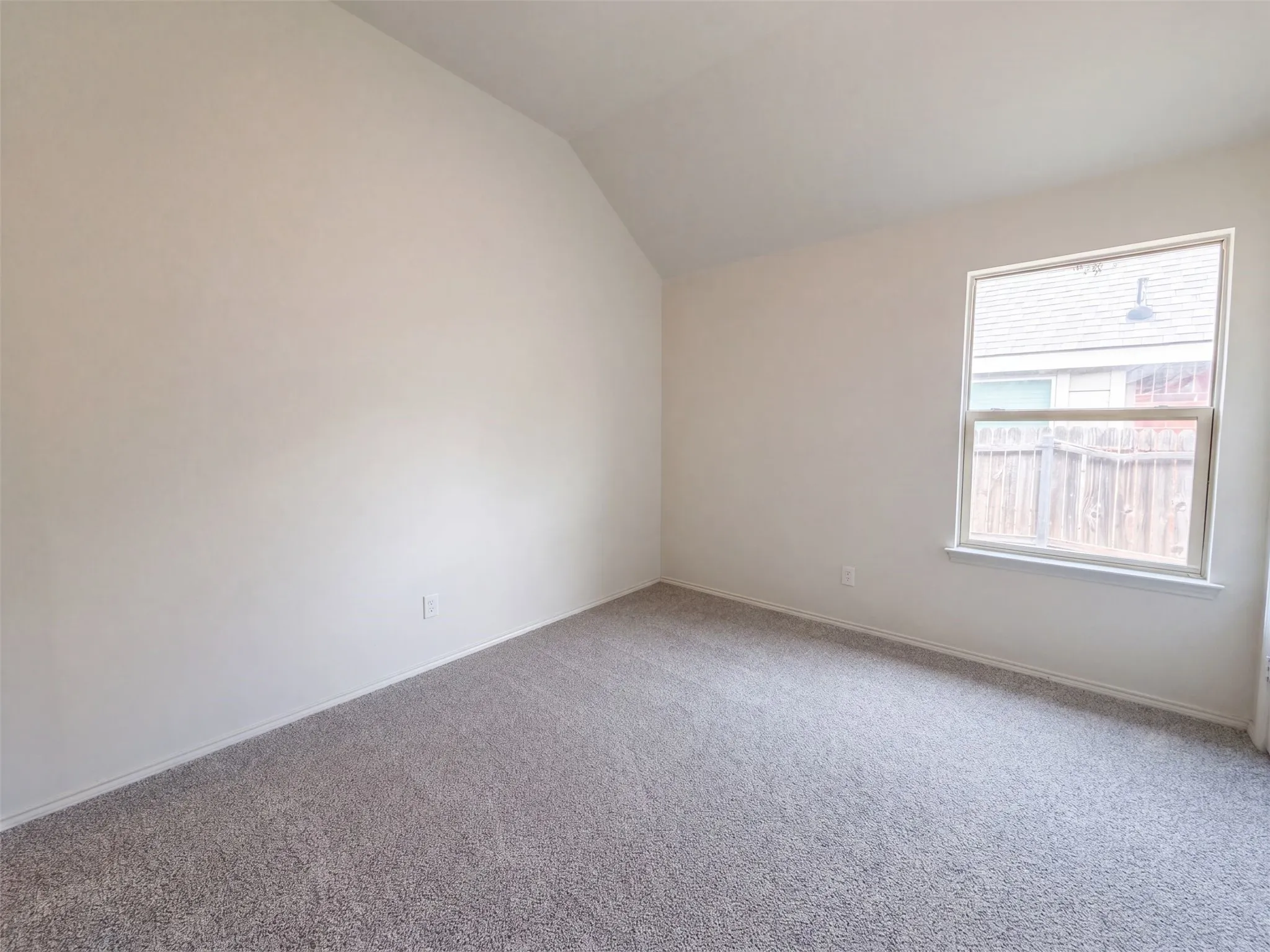 Single Family Residence For Sale in Tarrant County , 11813 Bellegrove Road, Burleson, Texas 76028, 4 Bedroom, 2 Bathroom, 2 Garage spaces, 2,030 Sqft, built in 2016, mls#21381369, Real Estate Agent in Burleson, Homes For Sale in Tarrant county, Homes For Sale in Burleson, Realtor in Burleson Texas, Real Estate Brokerage Independent Realty Texas, Luminita Cordes Realtor