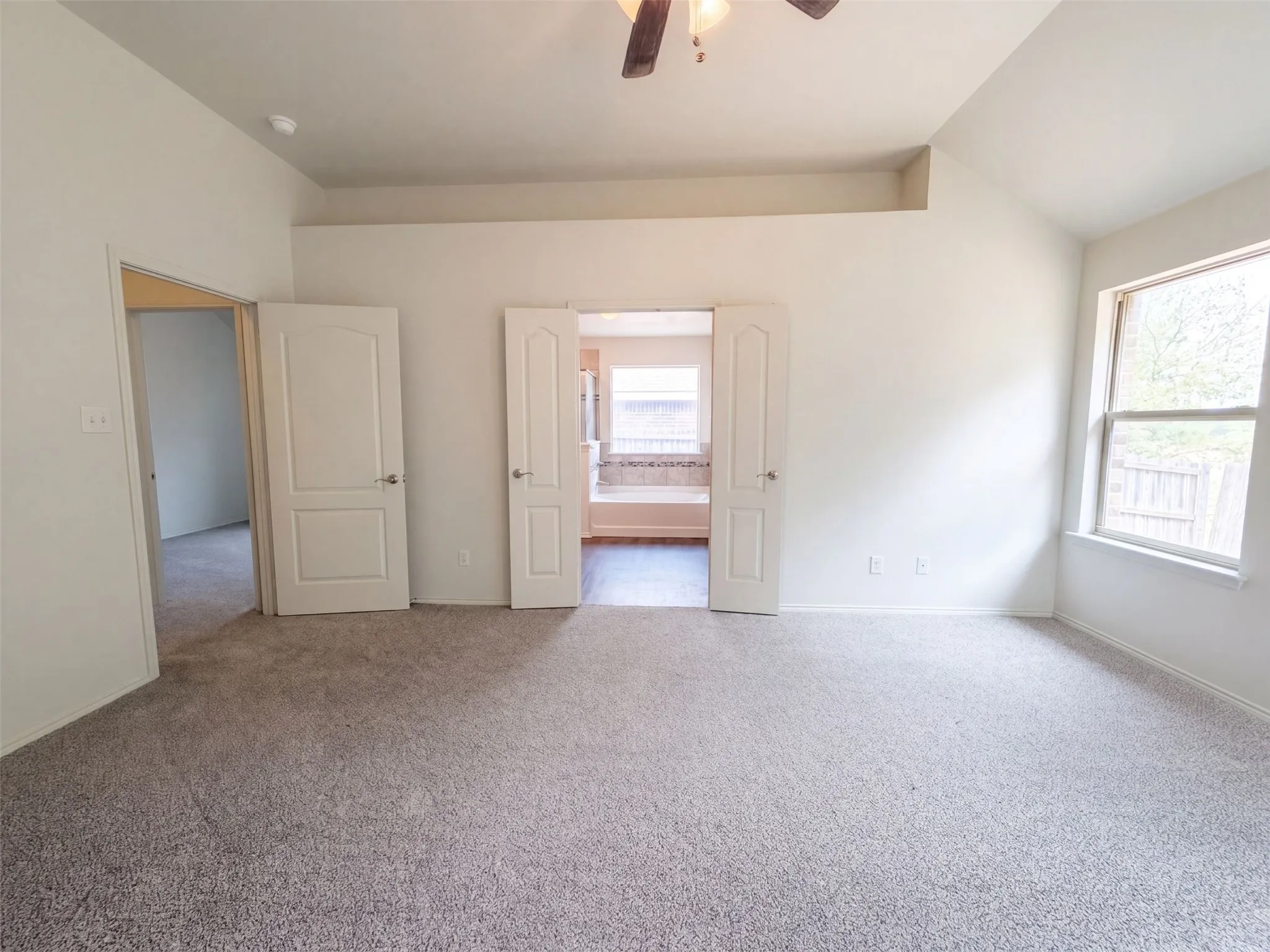 Single Family Residence For Sale in Tarrant County , 11813 Bellegrove Road, Burleson, Texas 76028, 4 Bedroom, 2 Bathroom, 2 Garage spaces, 2,030 Sqft, built in 2016, mls#21381369, Real Estate Agent in Burleson, Homes For Sale in Tarrant county, Homes For Sale in Burleson, Realtor in Burleson Texas, Real Estate Brokerage Independent Realty Texas, Luminita Cordes Realtor