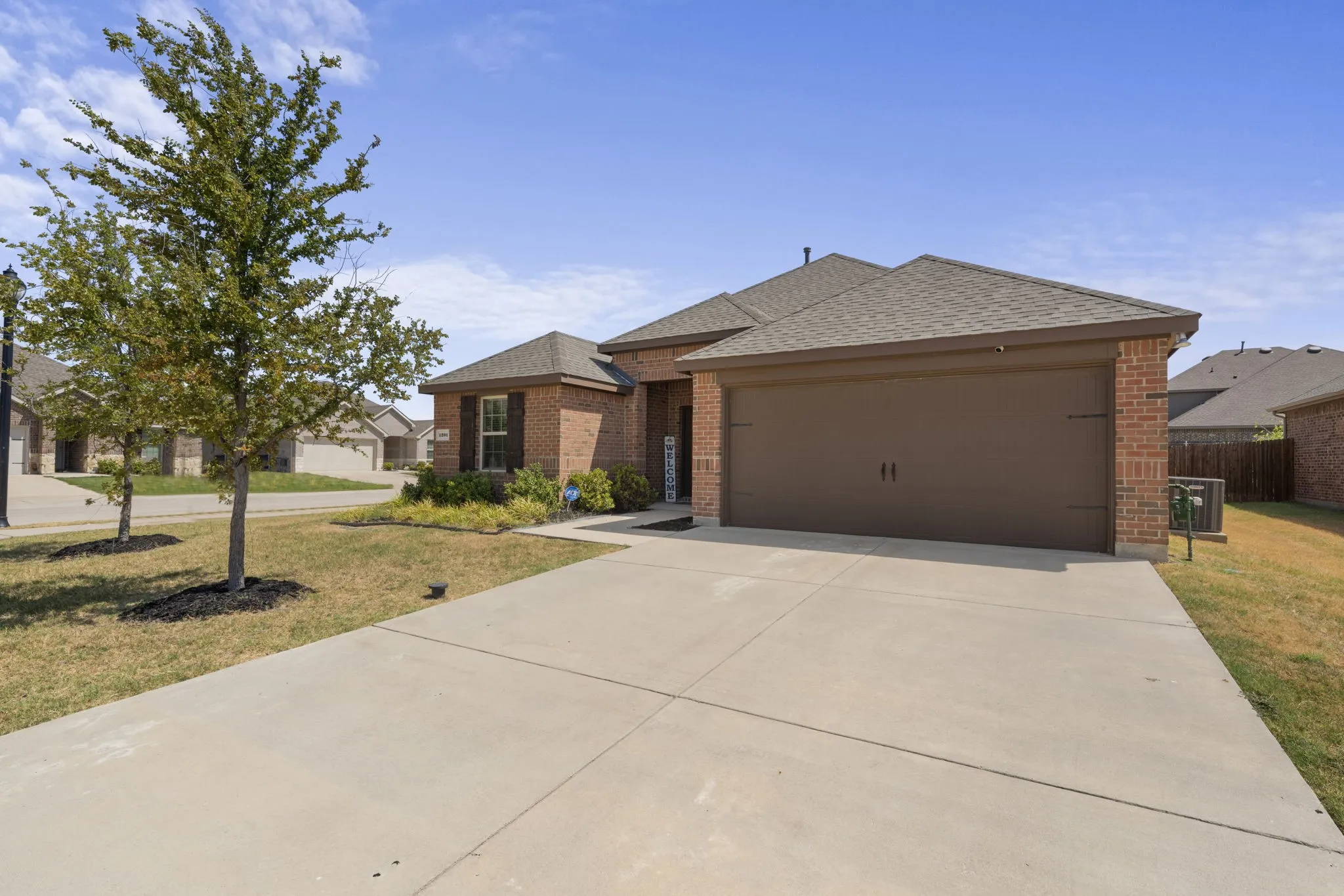 Single Family Residence For Sale in Collin County , 1201 Noble Stead Trail, Princeton, Texas 75407, 3 Bedroom, 2 Bathroom, 2 Garage spaces, 1,609 Sqft, built in 2022, mls#21375862, Real Estate Agent in Princeton, Homes For Sale in Collin county, Homes For Sale in Princeton, Realtor in Princeton Texas, Real Estate Brokerage Independent Realty Texas, Luminita Cordes Realtor