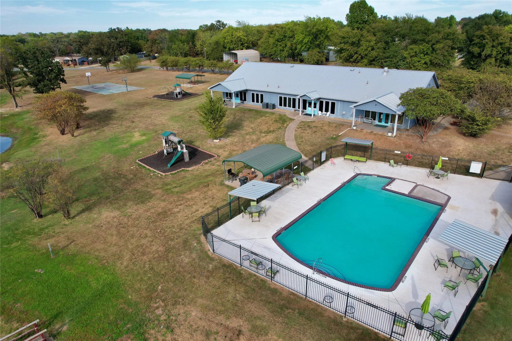 Single Family Residence For Sale in Wood County , 396 Concho, Quitman, Texas 75783, 1 Bedroom, 1 Bathroom, Garage spaces, 720 Sqft, built in 2020, mls#21380889, Real Estate Agent in Quitman, Homes For Sale in Wood county, Homes For Sale in Quitman, Realtor in Quitman Texas, Real Estate Brokerage Independent Realty Texas, Luminita Cordes Realtor