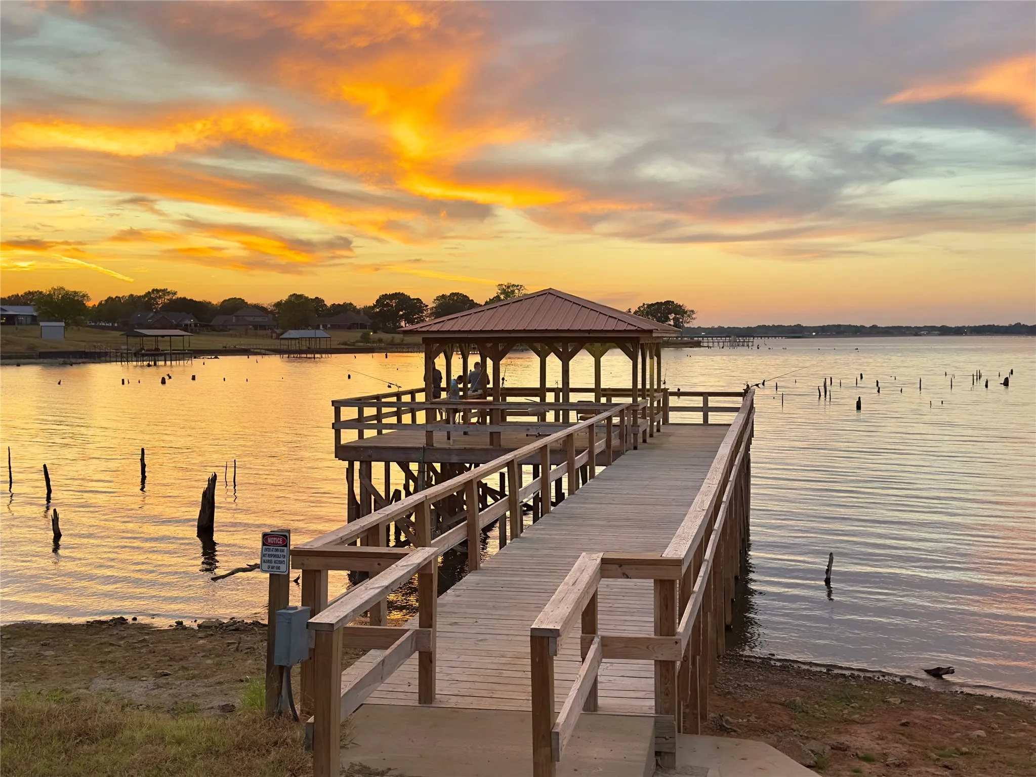 Single Family Residence For Sale in Wood County , 396 Concho, Quitman, Texas 75783, 1 Bedroom, 1 Bathroom, Garage spaces, 720 Sqft, built in 2020, mls#21380889, Real Estate Agent in Quitman, Homes For Sale in Wood county, Homes For Sale in Quitman, Realtor in Quitman Texas, Real Estate Brokerage Independent Realty Texas, Luminita Cordes Realtor
