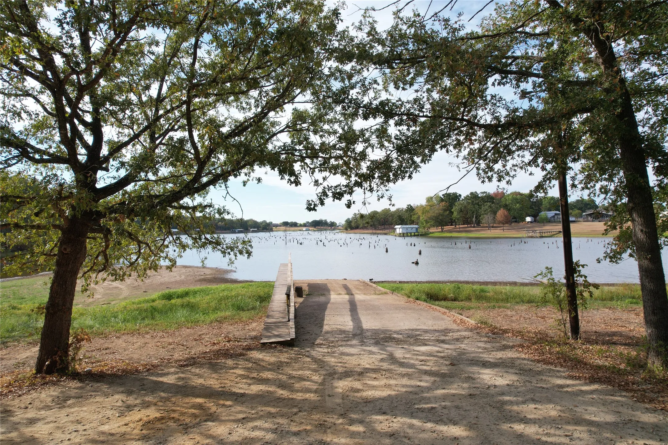 Single Family Residence For Sale in Wood County , 396 Concho, Quitman, Texas 75783, 1 Bedroom, 1 Bathroom, Garage spaces, 720 Sqft, built in 2020, mls#21380889, Real Estate Agent in Quitman, Homes For Sale in Wood county, Homes For Sale in Quitman, Realtor in Quitman Texas, Real Estate Brokerage Independent Realty Texas, Luminita Cordes Realtor