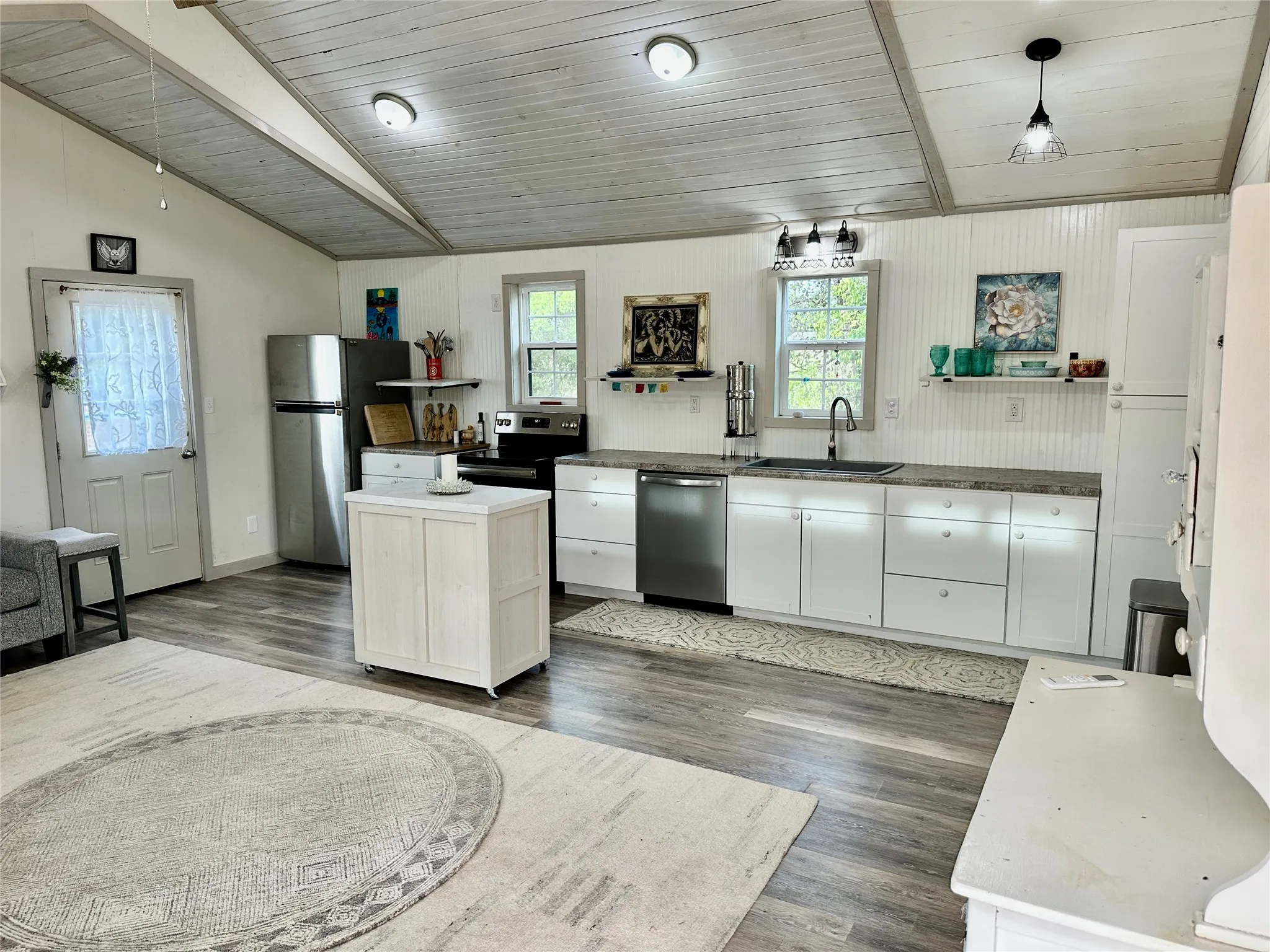 Single Family Residence For Sale in Wood County , 396 Concho, Quitman, Texas 75783, 1 Bedroom, 1 Bathroom, Garage spaces, 720 Sqft, built in 2020, mls#21380889, Real Estate Agent in Quitman, Homes For Sale in Wood county, Homes For Sale in Quitman, Realtor in Quitman Texas, Real Estate Brokerage Independent Realty Texas, Luminita Cordes Realtor