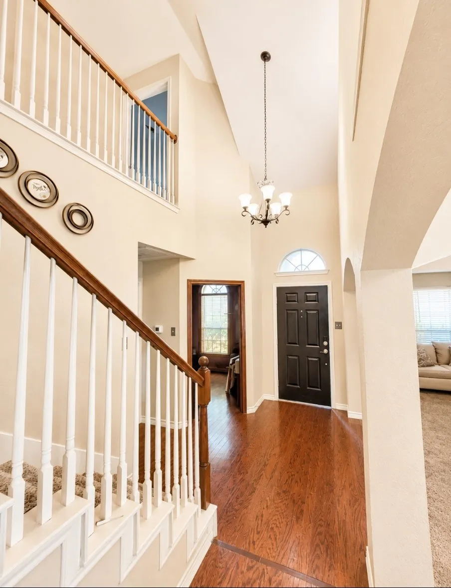 Single Family Residence For Rent in Dallas County , 1504 Mountain Laurel Lane, De Soto, Texas 75115, 4 Bedroom, 3 Bathroom, 2 Garage spaces, 2,833 Sqft, built in 2000, mls#21381375, Real Estate Agent in De Soto, Homes For Rent in Dallas county, Homes For Rent in De Soto, Realtor in De Soto Texas, Real Estate Brokerage Independent Realty Texas, Luminita Cordes Realtor