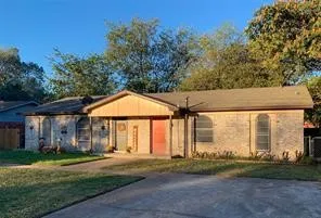 Duplex For Rent in Tarrant County , 917 Cody Court, River Oaks, Texas 76114, 2 Bedroom, 1 Bathroom, Garage spaces, 780 Sqft, built in 1973, mls#21381384, Real Estate Agent in River Oaks, Homes For Rent in Tarrant county, Homes For Rent in River Oaks, Realtor in River Oaks Texas, Real Estate Brokerage Independent Realty Texas, Luminita Cordes Realtor