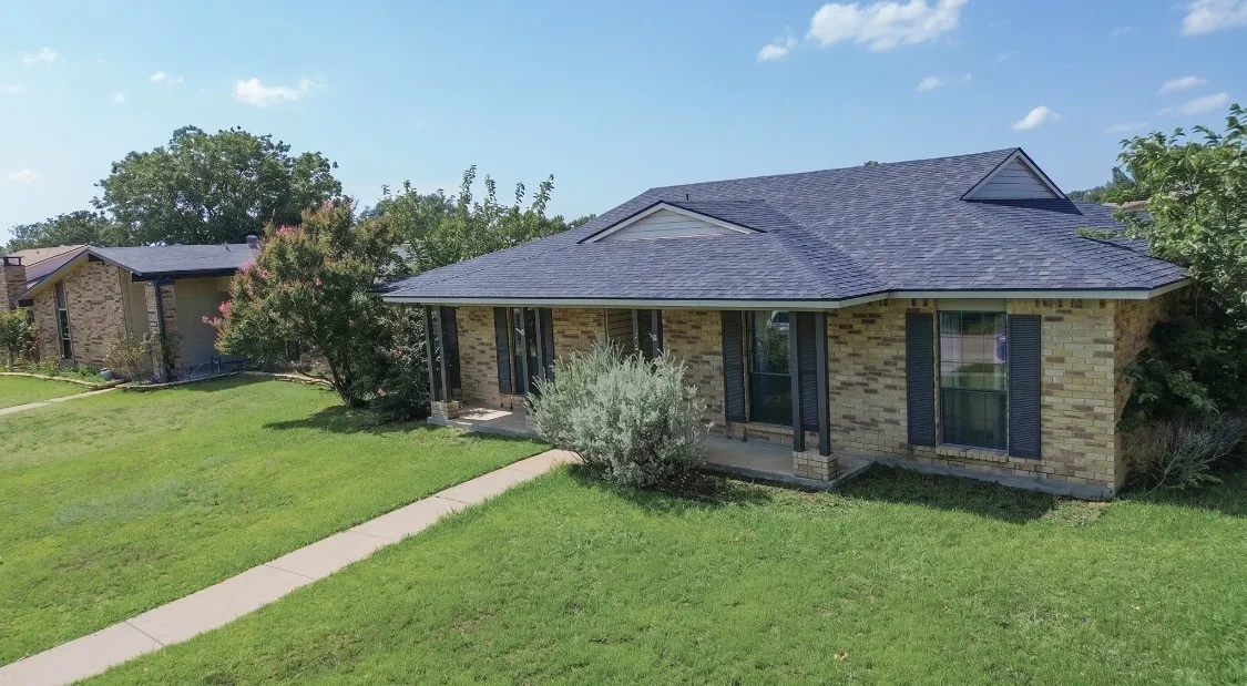 Single Family Residence For Sale in Denton County , 2213 Proctor Drive, Carrollton, Texas 75007, 3 Bedroom, 2 Bathroom, 2 Garage spaces, 2,831 Sqft, built in 1978, mls#21381387, Real Estate Agent in Carrollton, Homes For Sale in Denton county, Homes For Sale in Carrollton, Realtor in Carrollton Texas, Real Estate Brokerage Independent Realty Texas, Luminita Cordes Realtor
