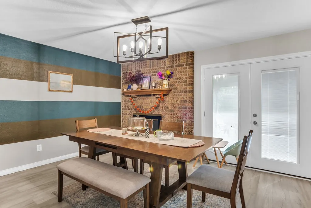 Single Family Residence For Rent in Dallas County , 2416 Summer Place Drive, Irving, Texas 75062, 3 Bedroom, 2 Bathroom, 2 Garage spaces, 1,796 Sqft, built in 1964, mls#21381389, Real Estate Agent in Irving, Homes For Rent in Dallas county, Homes For Rent in Irving, Realtor in Irving Texas, Real Estate Brokerage Independent Realty Texas, Luminita Cordes Realtor