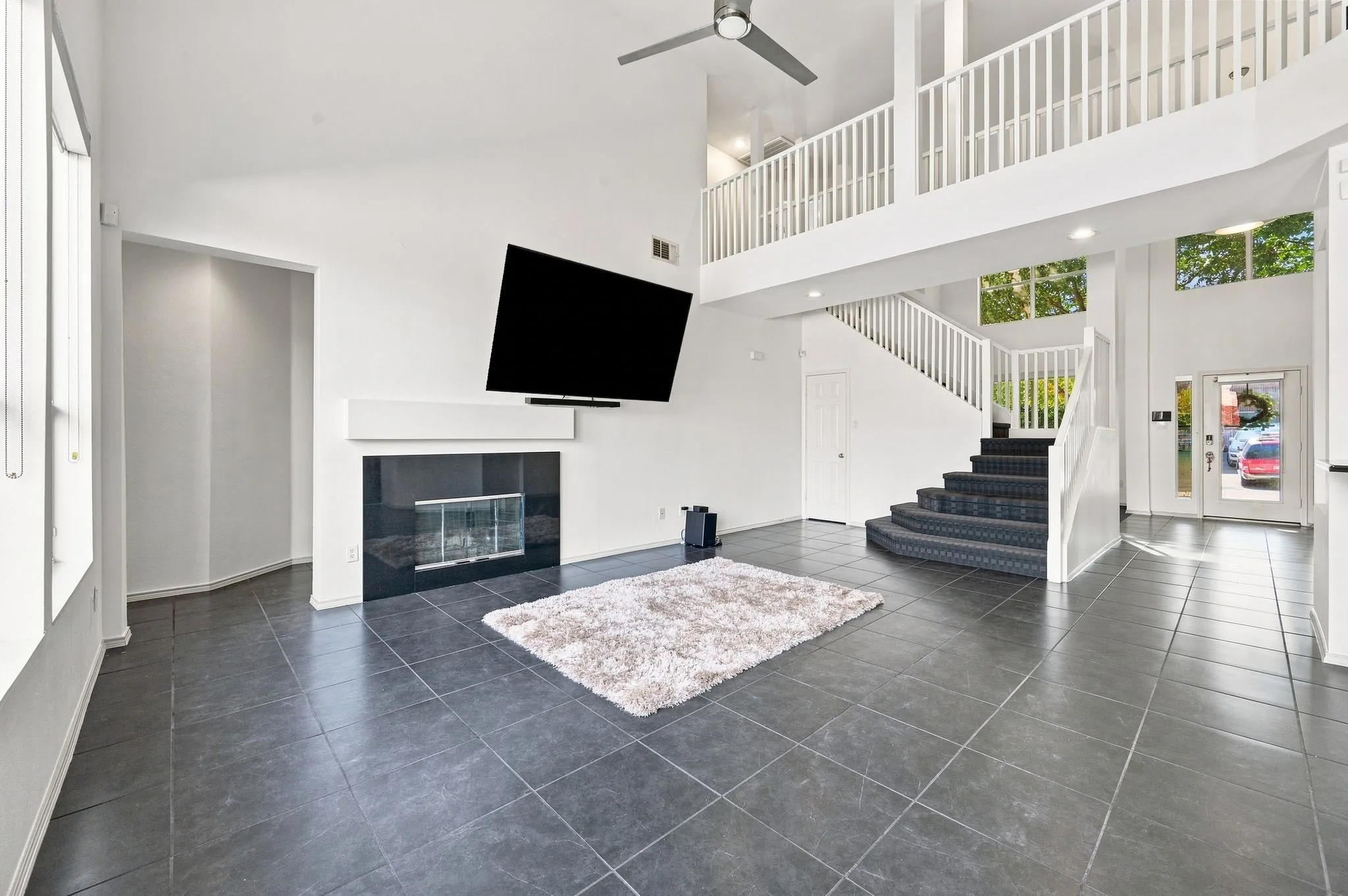Single Family Residence For Sale in Tarrant County , 8125 Geranium Lane, Fort Worth, Texas 76123, 4 Bedroom, 4 Bathroom, 2 Garage spaces, 3,250 Sqft, built in 2004, mls#21380838, Real Estate Agent in Fort Worth, Homes For Sale in Tarrant county, Homes For Sale in Fort Worth, Realtor in Fort Worth Texas, Real Estate Brokerage Independent Realty Texas, Luminita Cordes Realtor
