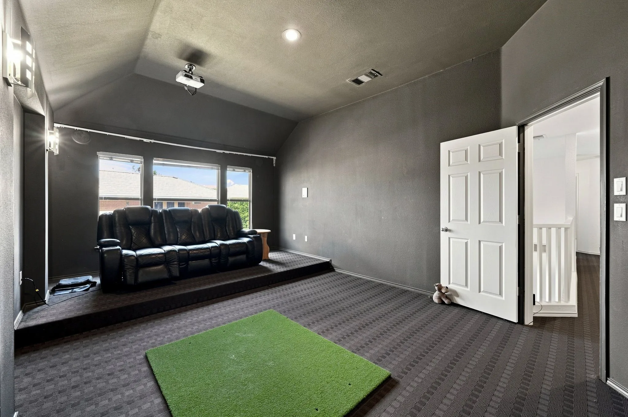 Single Family Residence For Sale in Tarrant County , 8125 Geranium Lane, Fort Worth, Texas 76123, 4 Bedroom, 4 Bathroom, 2 Garage spaces, 3,250 Sqft, built in 2004, mls#21380838, Real Estate Agent in Fort Worth, Homes For Sale in Tarrant county, Homes For Sale in Fort Worth, Realtor in Fort Worth Texas, Real Estate Brokerage Independent Realty Texas, Luminita Cordes Realtor