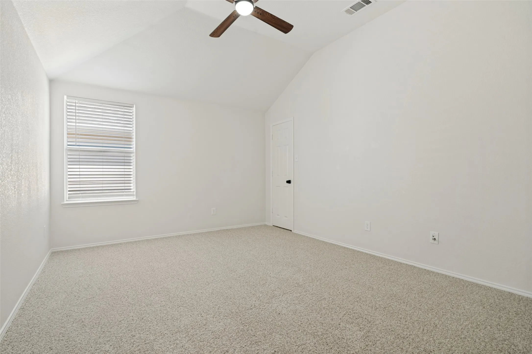 Upstairs Bedroom 2