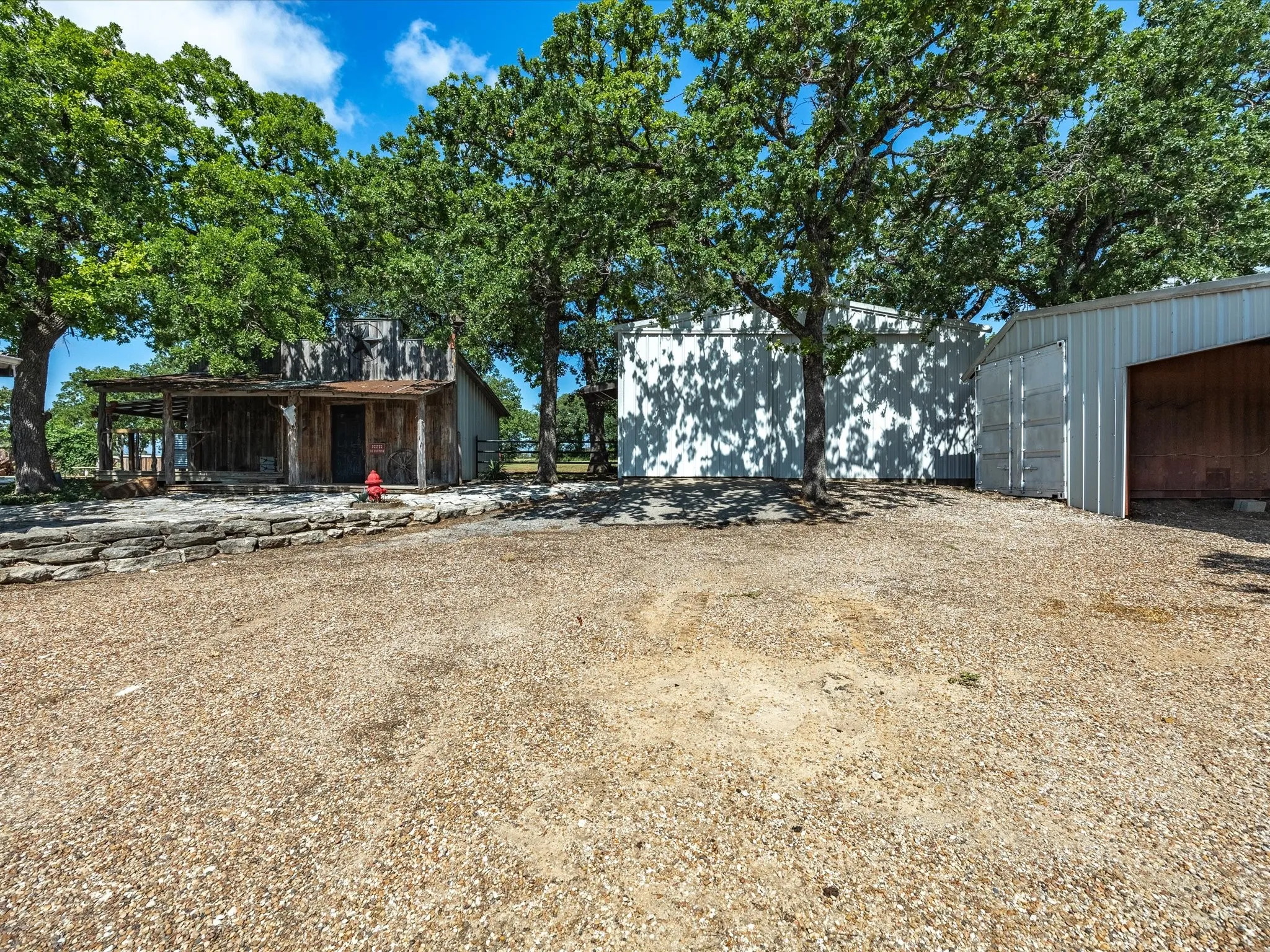 Business For Sale in Wise County , 2971 E Highway 114, Boyd, Texas 76023, 0, 0, Garage spaces, 1,736 Sqft, built in 1975, mls#21381315, Real Estate Agent in Boyd, Homes For Sale in Wise county, Homes For Sale in Boyd, Realtor in Boyd Texas, Real Estate Brokerage Independent Realty Texas, Luminita Cordes Realtor