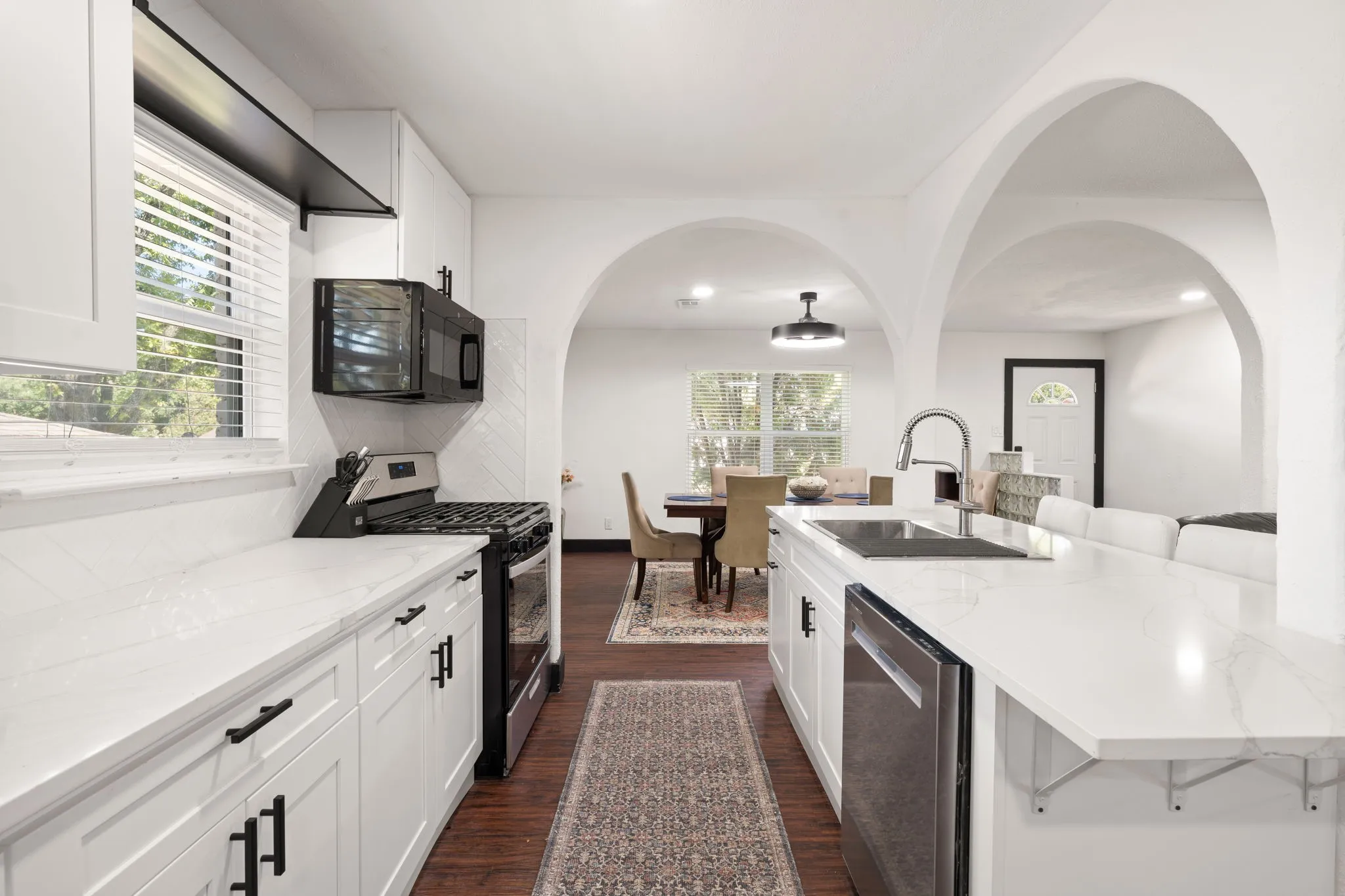Single Family Residence For Rent in Dallas County , 13640 Purple Sage Road, Dallas, Texas 75240, 3 Bedroom, 2 Bathroom, 2 Garage spaces, 1,608 Sqft, built in 1964, mls#21381404, Real Estate Agent in Dallas, Homes For Rent in Dallas county, Homes For Rent in Dallas, Realtor in Dallas Texas, Real Estate Brokerage Independent Realty Texas, Luminita Cordes Realtor
