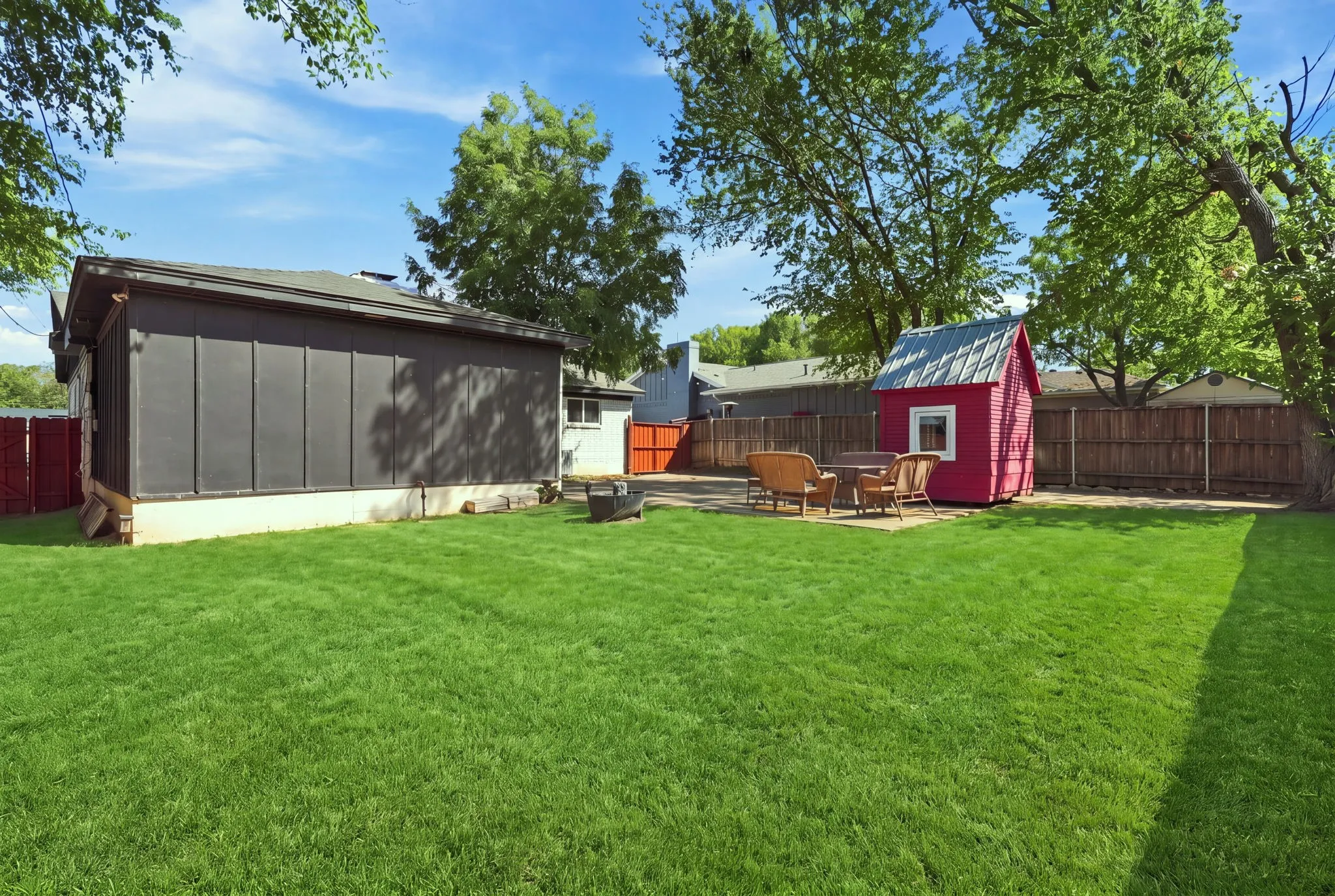 Single Family Residence For Rent in Dallas County , 13640 Purple Sage Road, Dallas, Texas 75240, 3 Bedroom, 2 Bathroom, 2 Garage spaces, 1,608 Sqft, built in 1964, mls#21381404, Real Estate Agent in Dallas, Homes For Rent in Dallas county, Homes For Rent in Dallas, Realtor in Dallas Texas, Real Estate Brokerage Independent Realty Texas, Luminita Cordes Realtor