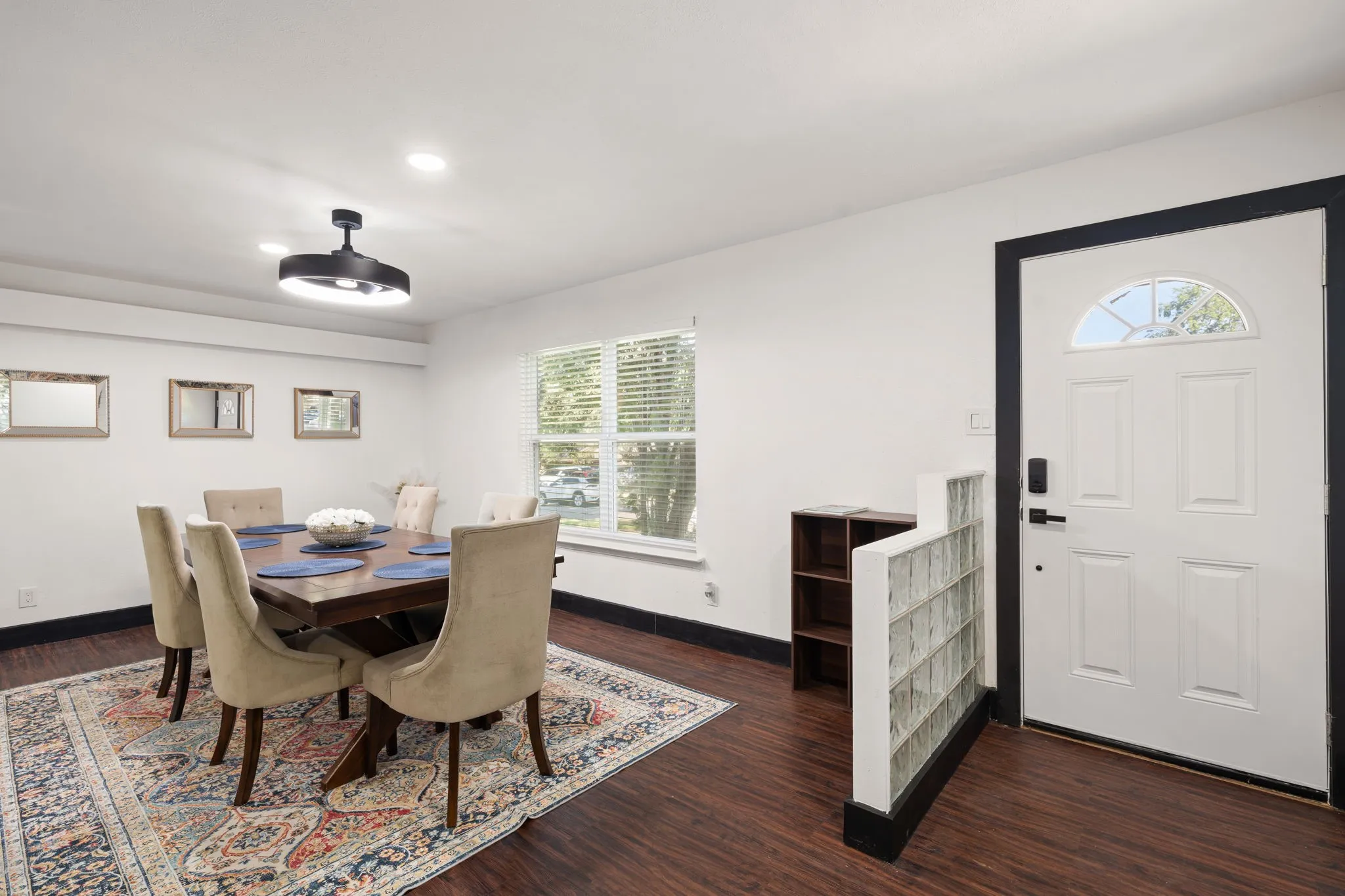 Single Family Residence For Rent in Dallas County , 13640 Purple Sage Road, Dallas, Texas 75240, 3 Bedroom, 2 Bathroom, 2 Garage spaces, 1,608 Sqft, built in 1964, mls#21381404, Real Estate Agent in Dallas, Homes For Rent in Dallas county, Homes For Rent in Dallas, Realtor in Dallas Texas, Real Estate Brokerage Independent Realty Texas, Luminita Cordes Realtor