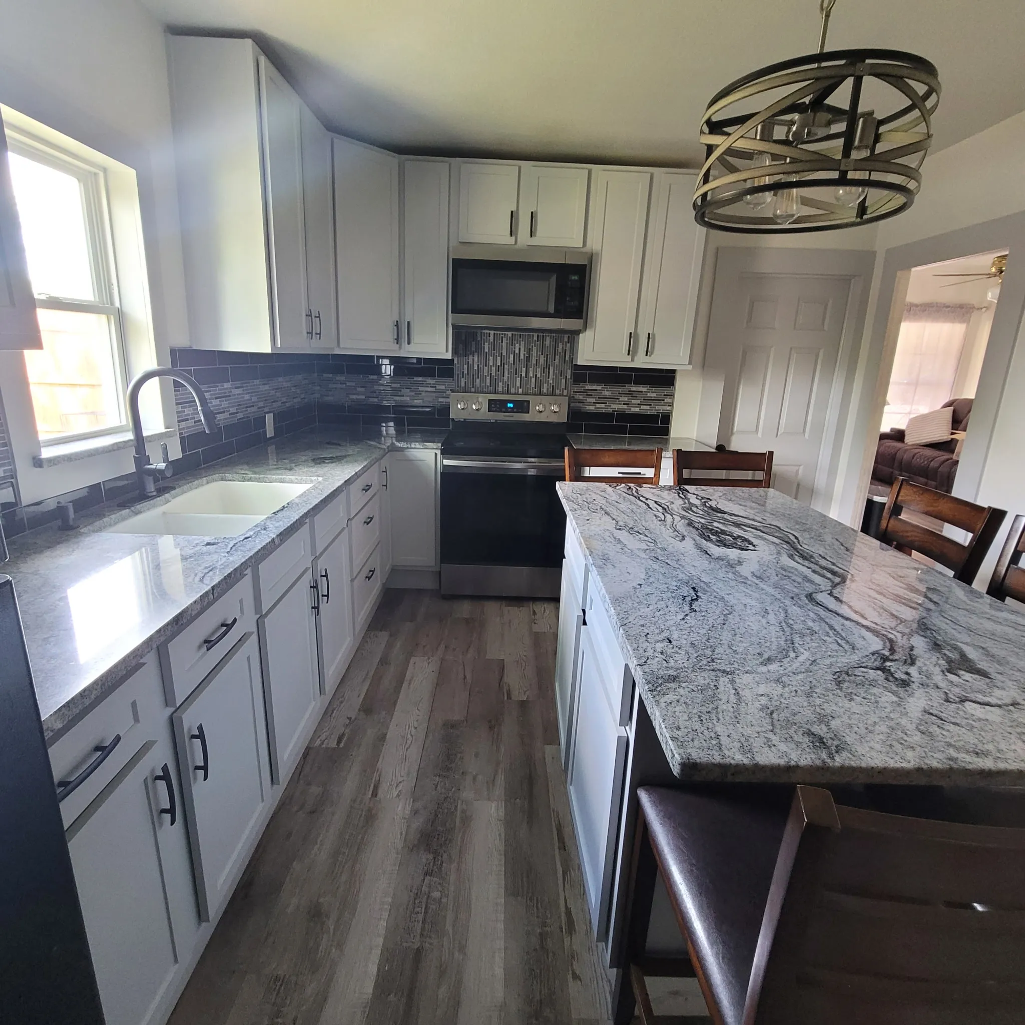Single Family Residence For Sale in Montague County , 406 Broad Street, Nocona, Texas 76255, 3 Bedroom, 1 Bathroom, Garage spaces, 1,200 Sqft, built in 1930, mls#21381407, Real Estate Agent in Nocona, Homes For Sale in Montague county, Homes For Sale in Nocona, Realtor in Nocona Texas, Real Estate Brokerage Independent Realty Texas, Luminita Cordes Realtor