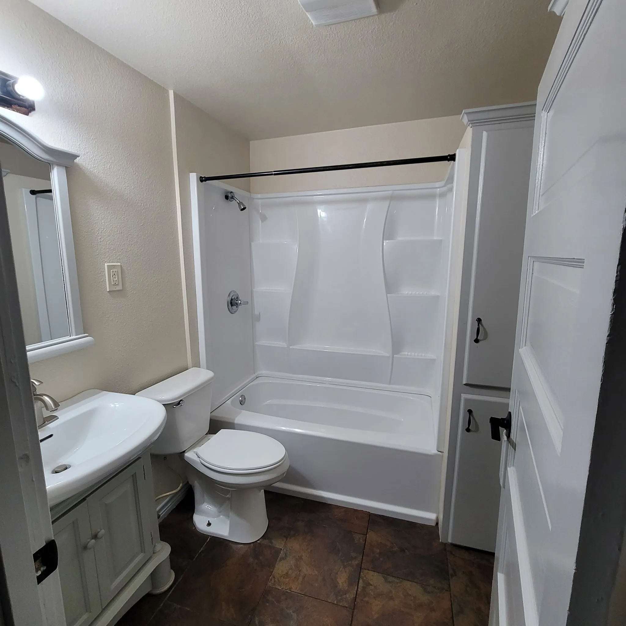 Single Family Residence For Sale in Montague County , 406 Broad Street, Nocona, Texas 76255, 3 Bedroom, 1 Bathroom, Garage spaces, 1,200 Sqft, built in 1930, mls#21381407, Real Estate Agent in Nocona, Homes For Sale in Montague county, Homes For Sale in Nocona, Realtor in Nocona Texas, Real Estate Brokerage Independent Realty Texas, Luminita Cordes Realtor