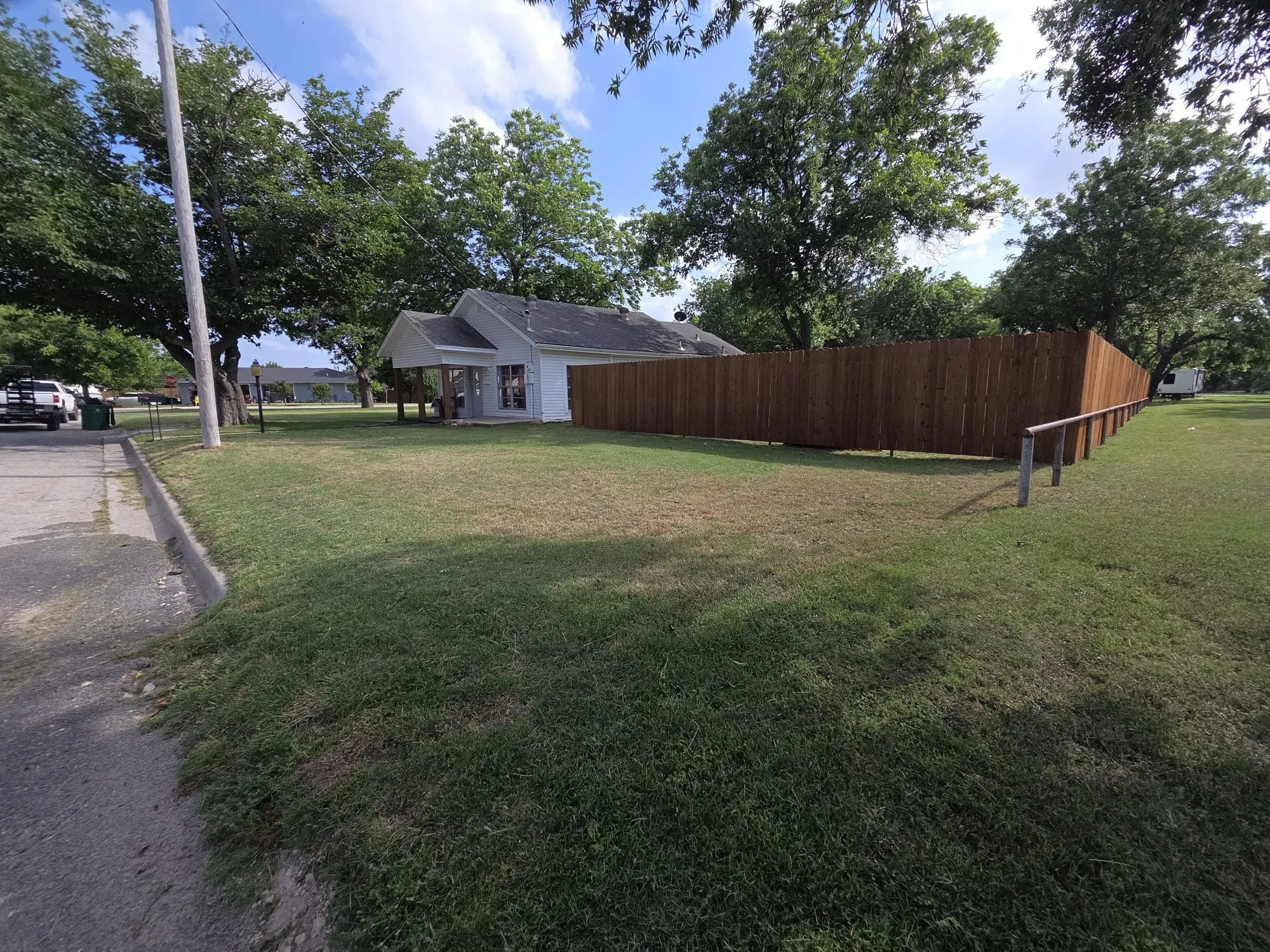 Single Family Residence For Sale in Montague County , 406 Broad Street, Nocona, Texas 76255, 3 Bedroom, 1 Bathroom, Garage spaces, 1,200 Sqft, built in 1930, mls#21381407, Real Estate Agent in Nocona, Homes For Sale in Montague county, Homes For Sale in Nocona, Realtor in Nocona Texas, Real Estate Brokerage Independent Realty Texas, Luminita Cordes Realtor