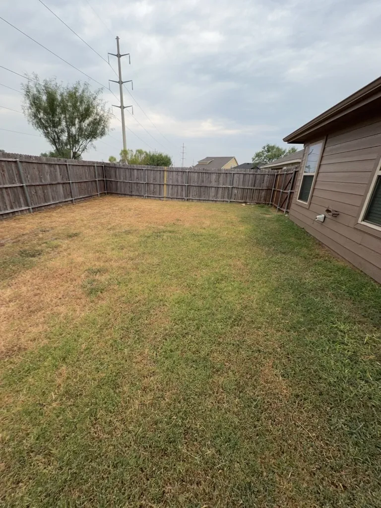 Single Family Residence For Rent in Hood County , 7306 Mistletoe Trail, Granbury, Texas 76048, 4 Bedroom, 4 Bathroom, 2 Garage spaces, 1,747 Sqft, built in 2014, mls#21381408, Real Estate Agent in Granbury, Homes For Rent in Hood county, Homes For Rent in Granbury, Realtor in Granbury Texas, Real Estate Brokerage Independent Realty Texas, Luminita Cordes Realtor